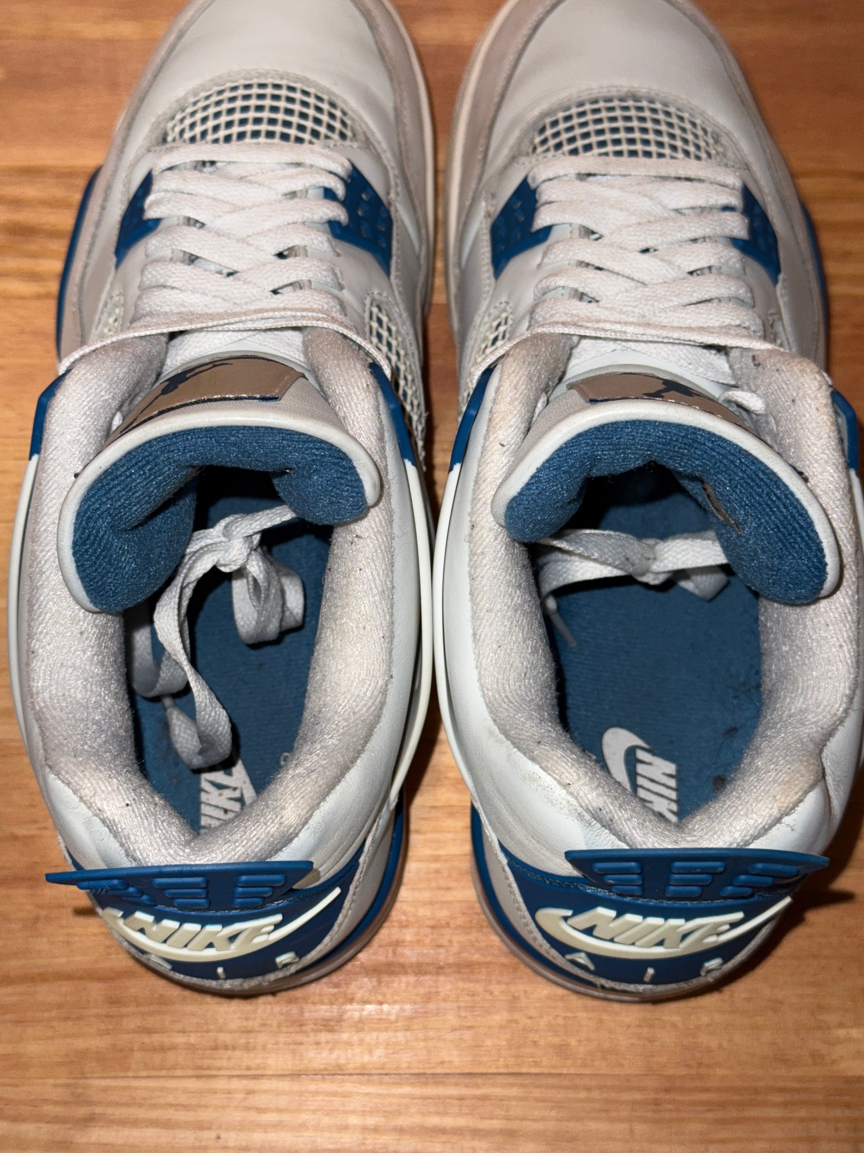 Jordan 4 Retro Military Blue (2024)