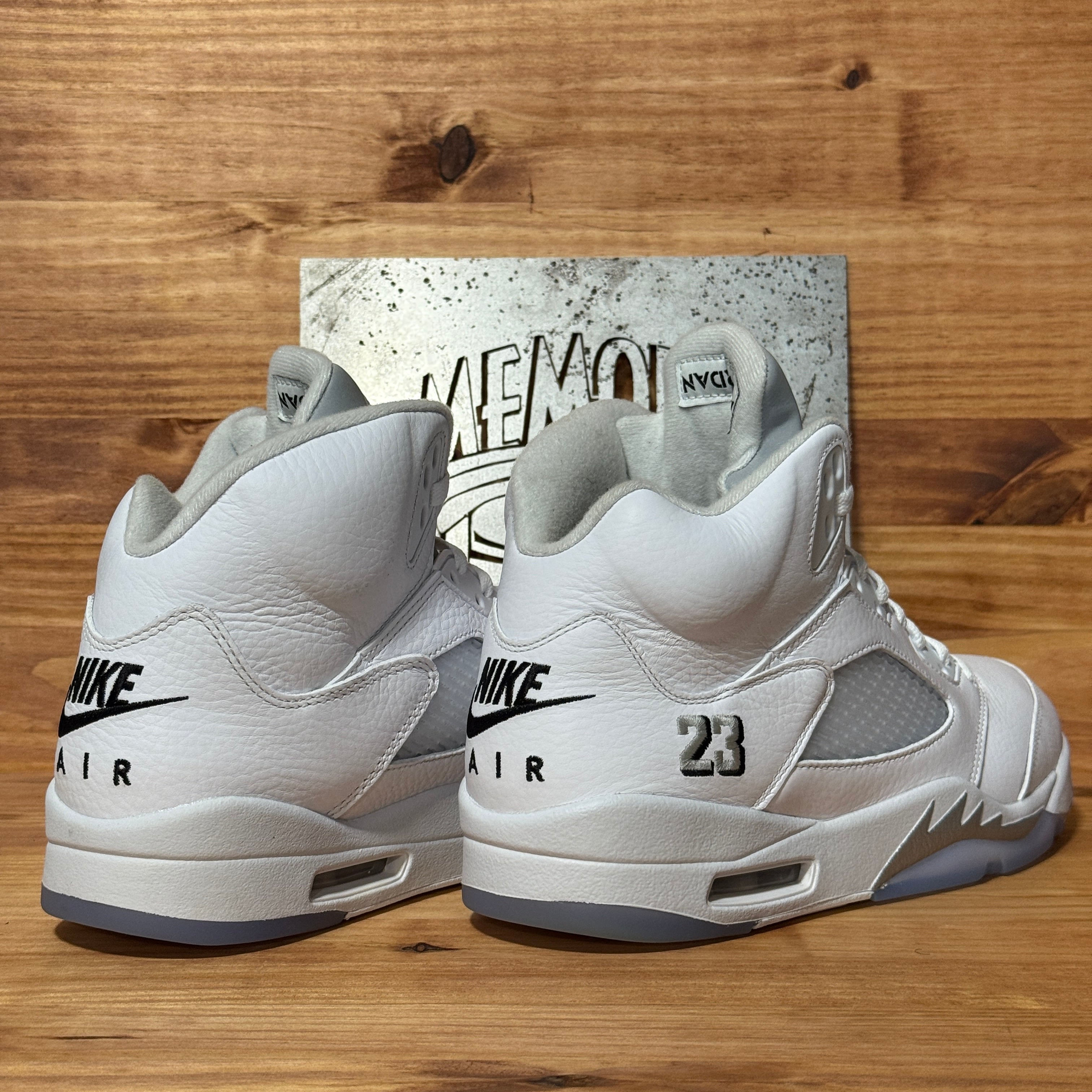Jordan 5 Retro White Metallic (2026)