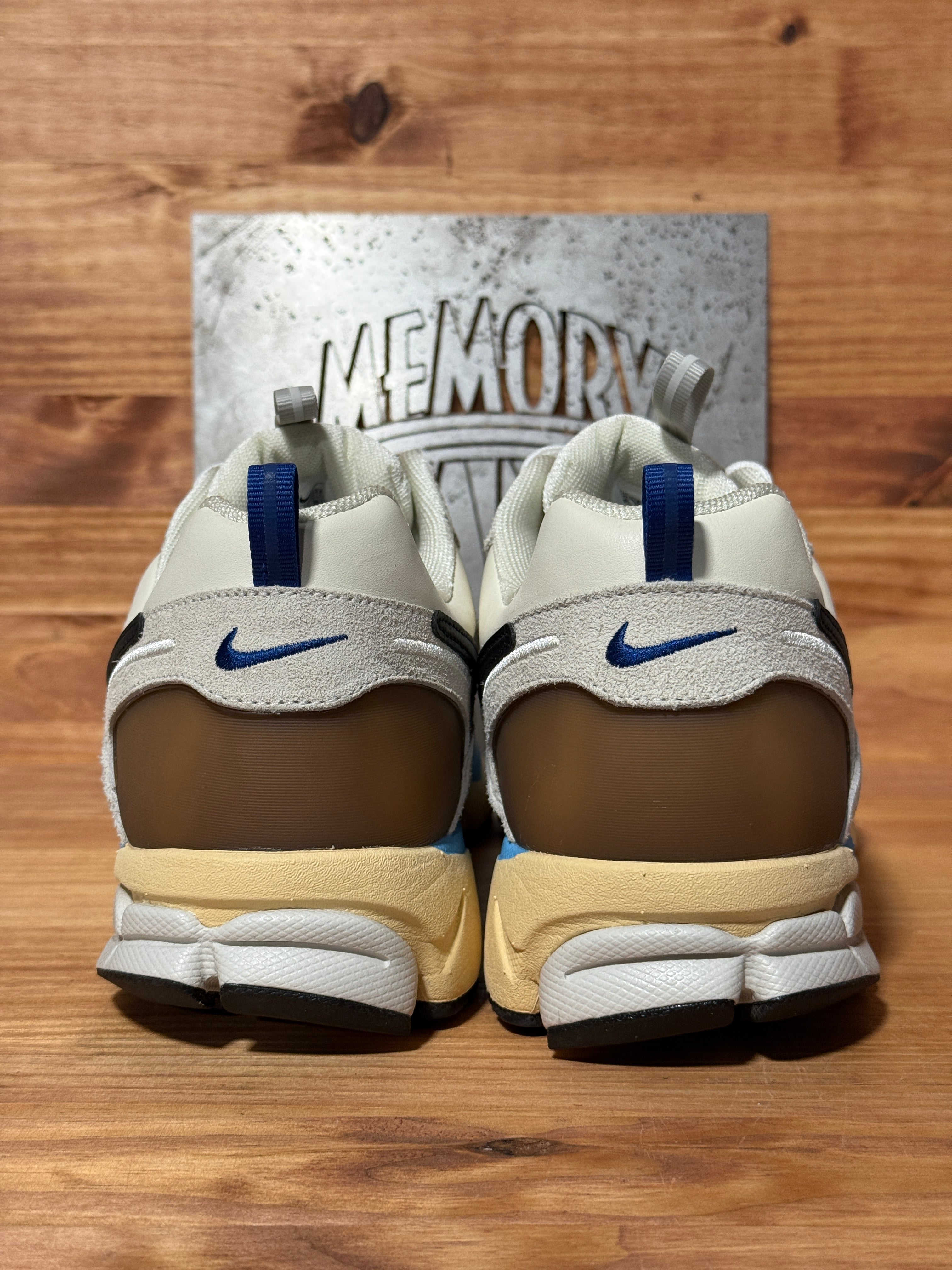 Nike Zoom Vomero 5 Designed by Japan (Women's)