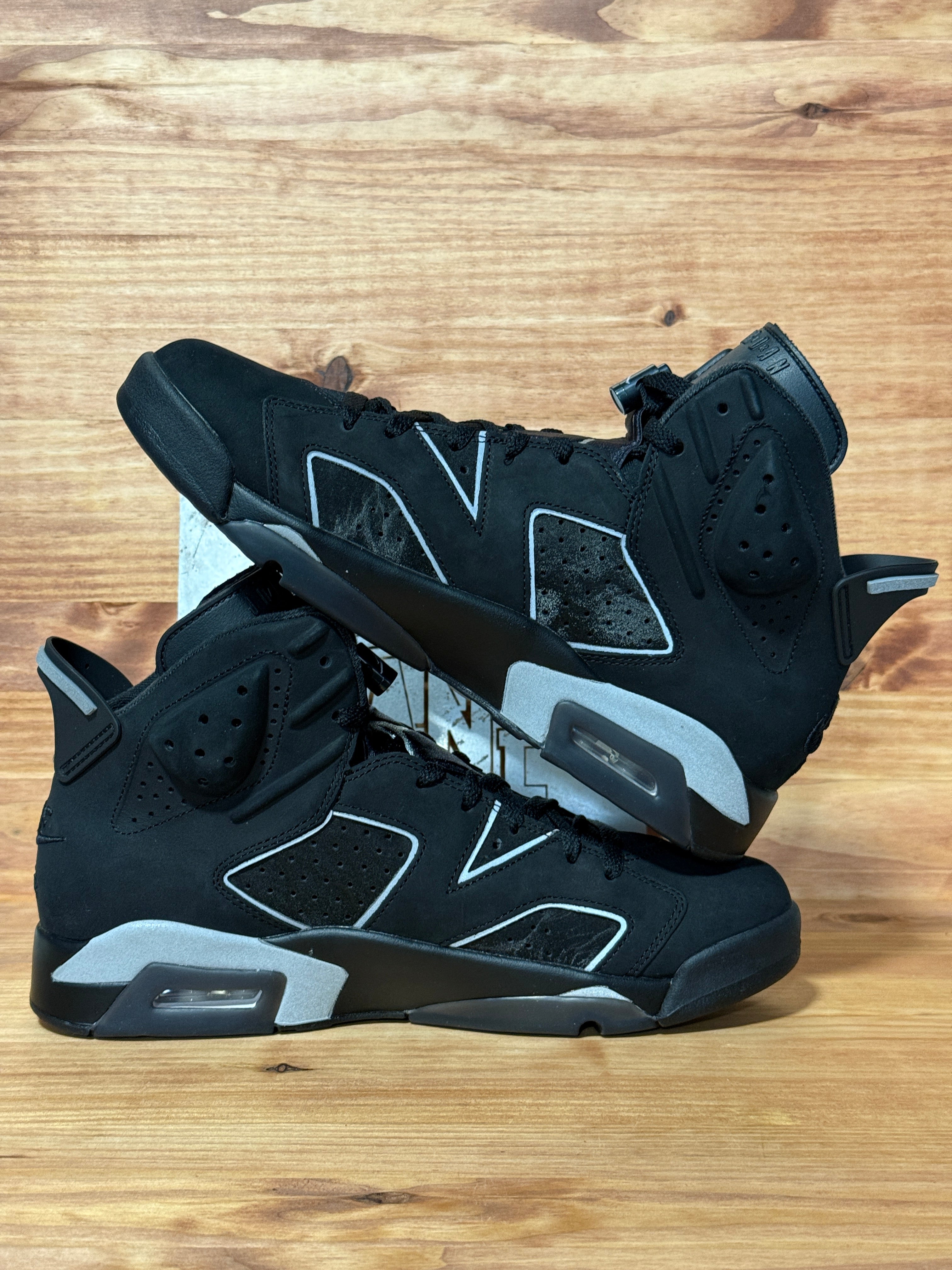 Jordan 6 Retro Cap and Gown