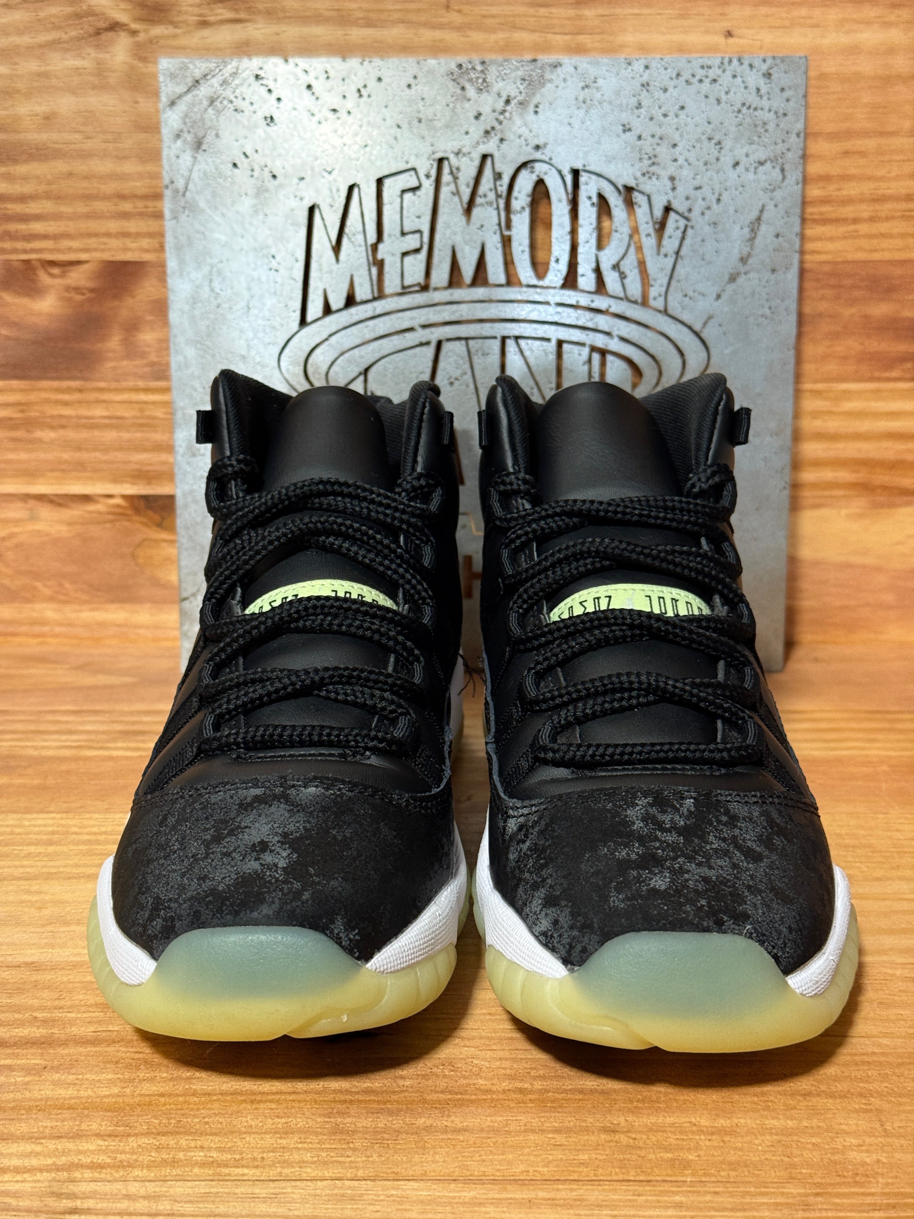 Jordan 11 Retro Black Barely Volt (GS)