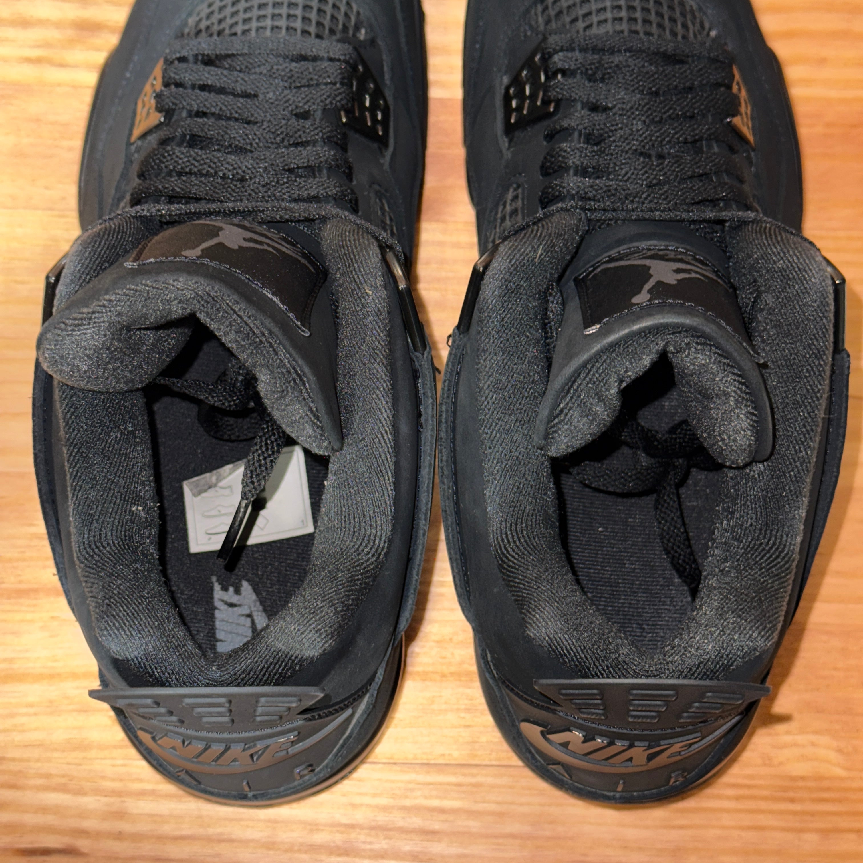 Jordan 4 Retro Black Cat (2025)