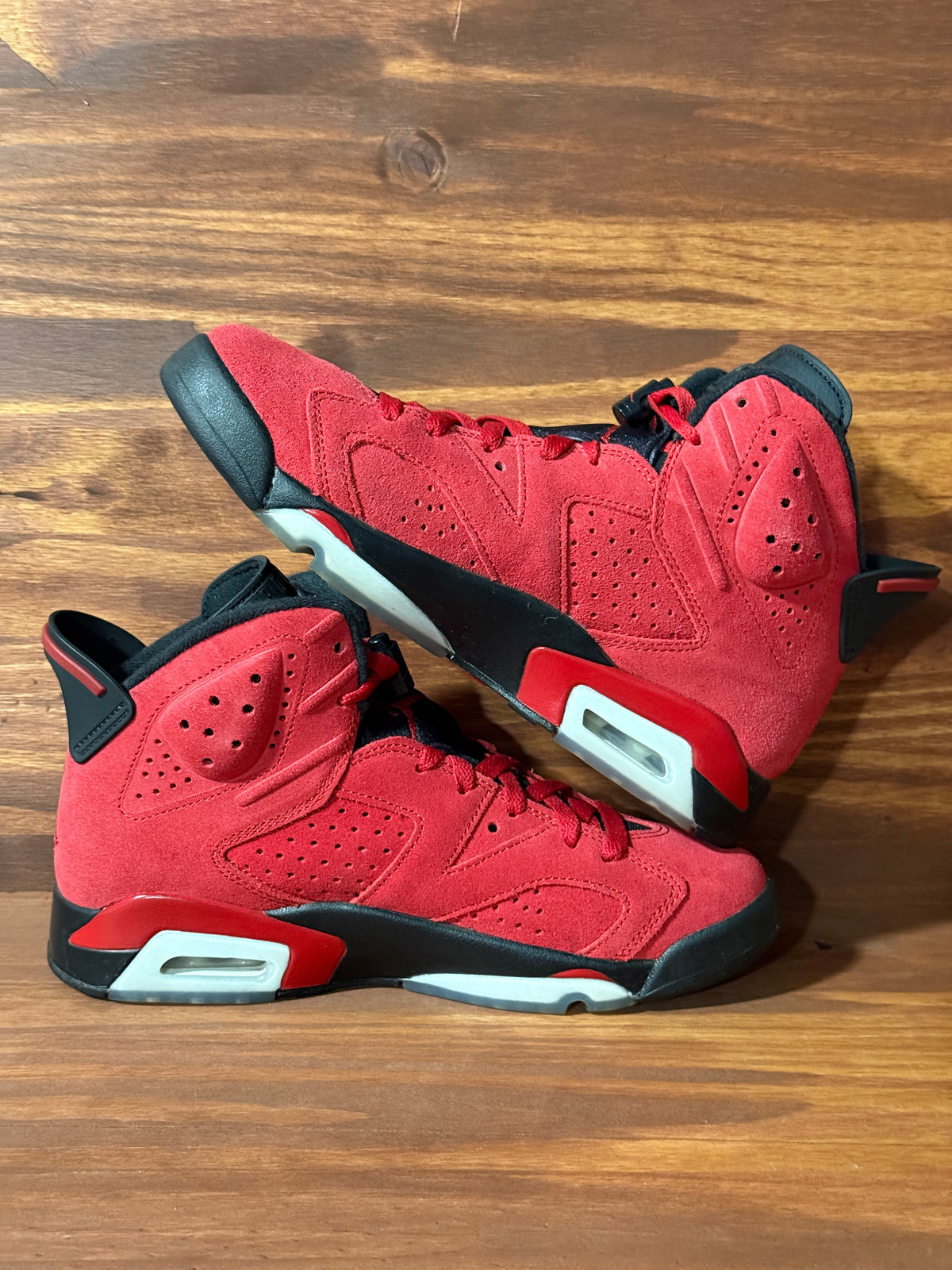 Jordan 6 Retro Toro Bravo