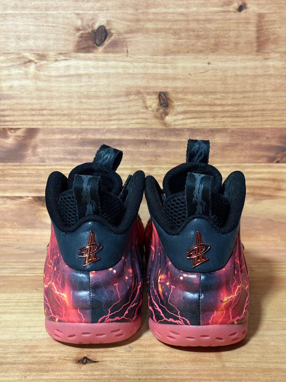 Nike Air Foamposite One Stranger Things - Size 9.5