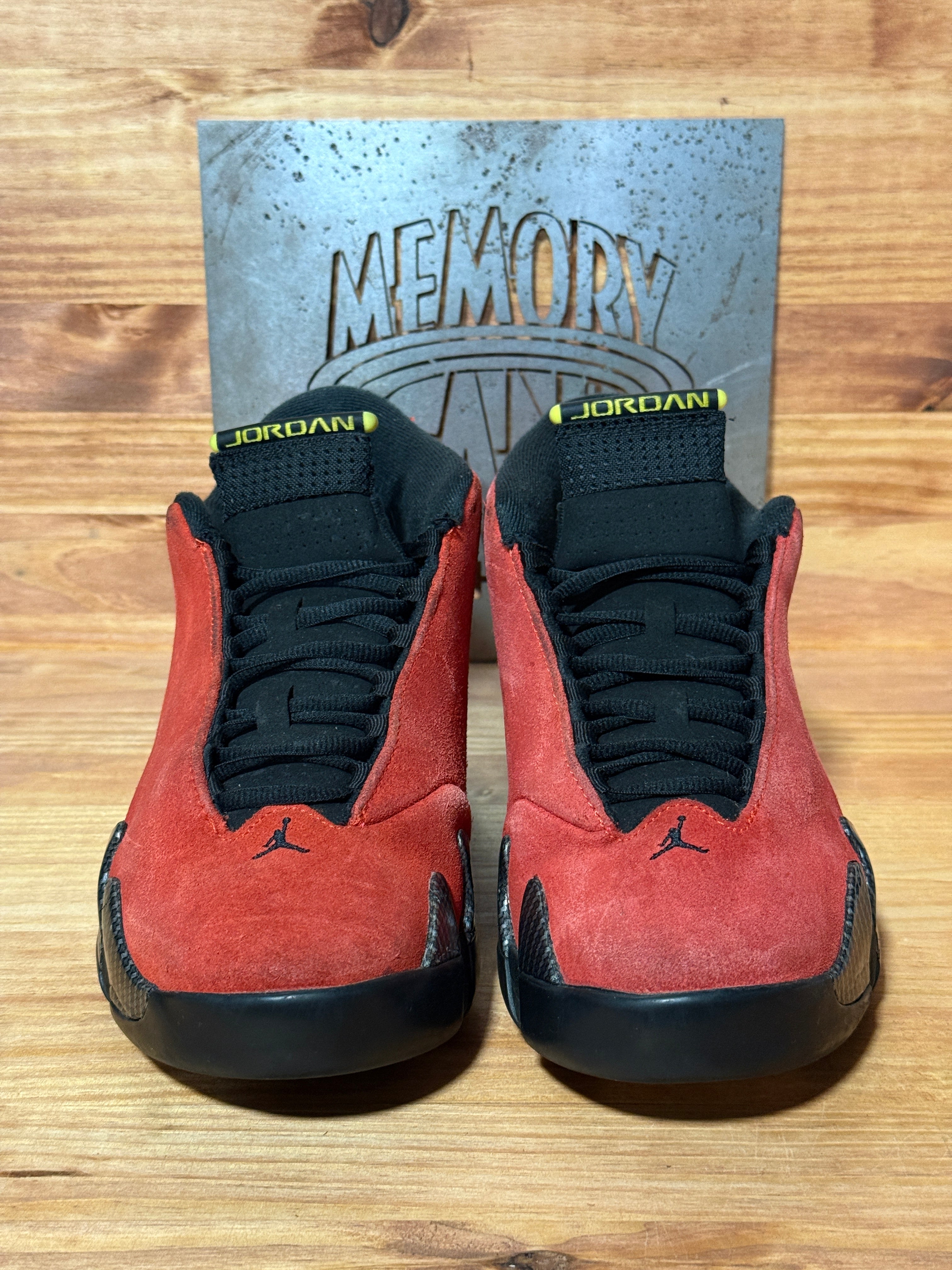 Jordan 14 Retro Ferrari (2025)