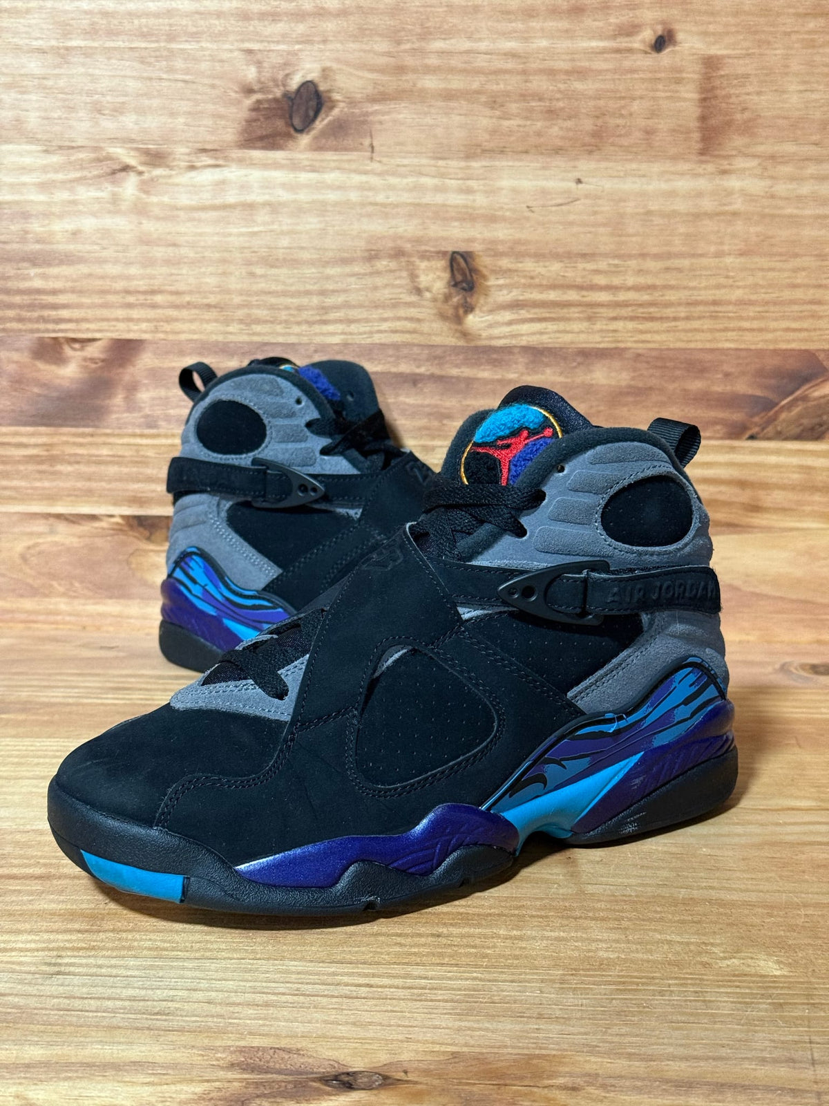 Jordan 8 Retro Aqua (2025) (GS) - Size 7Y