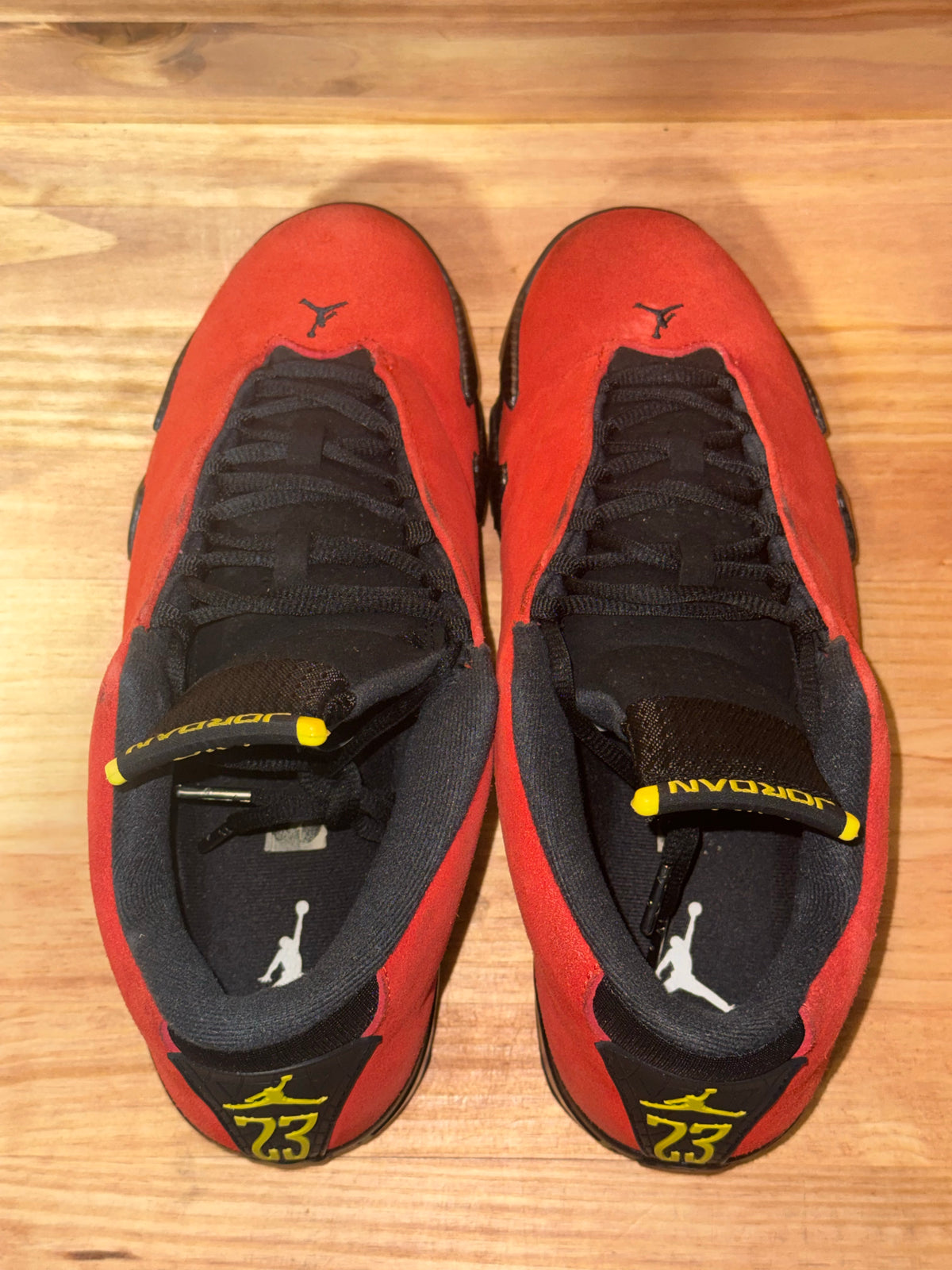 Jordan 14 Retro Ferrari (2025)