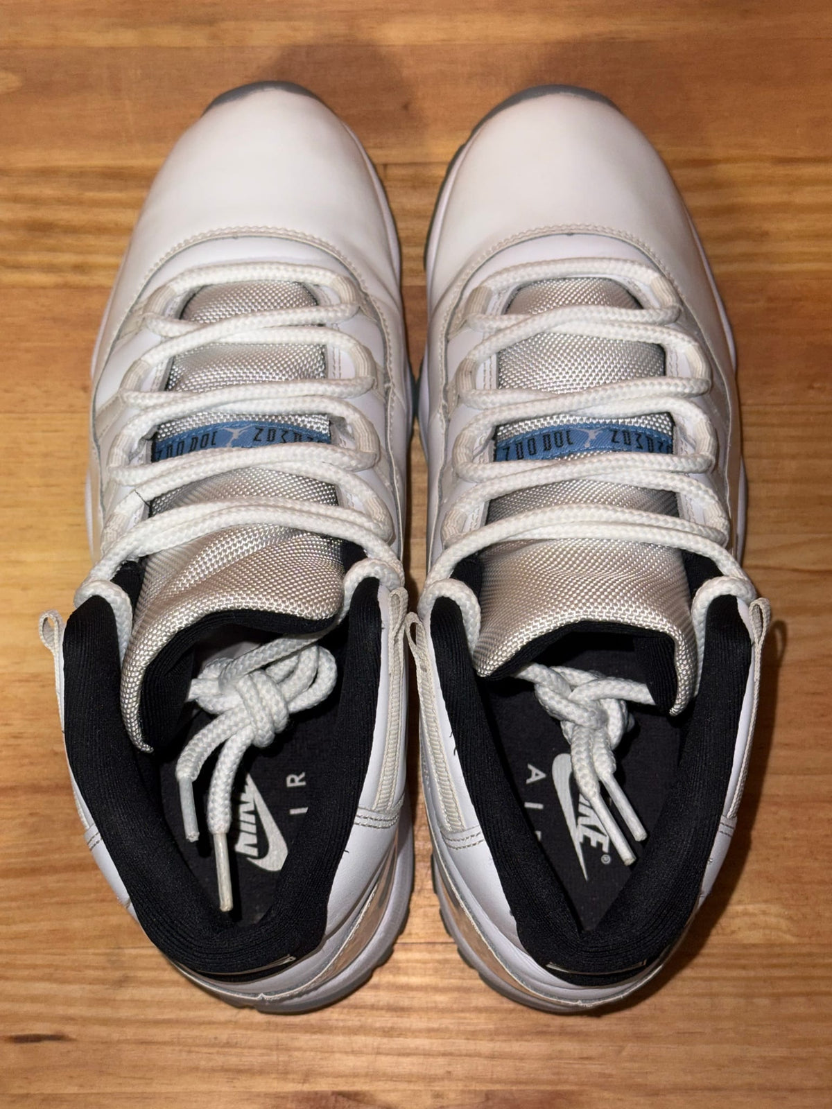 Jordan 11 Retro Legend Blue (2024) - Size 10.5