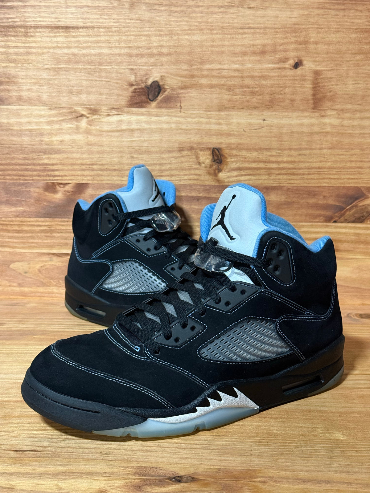 Jordan 5 Retro Black University Blue (2026) - Size 11
