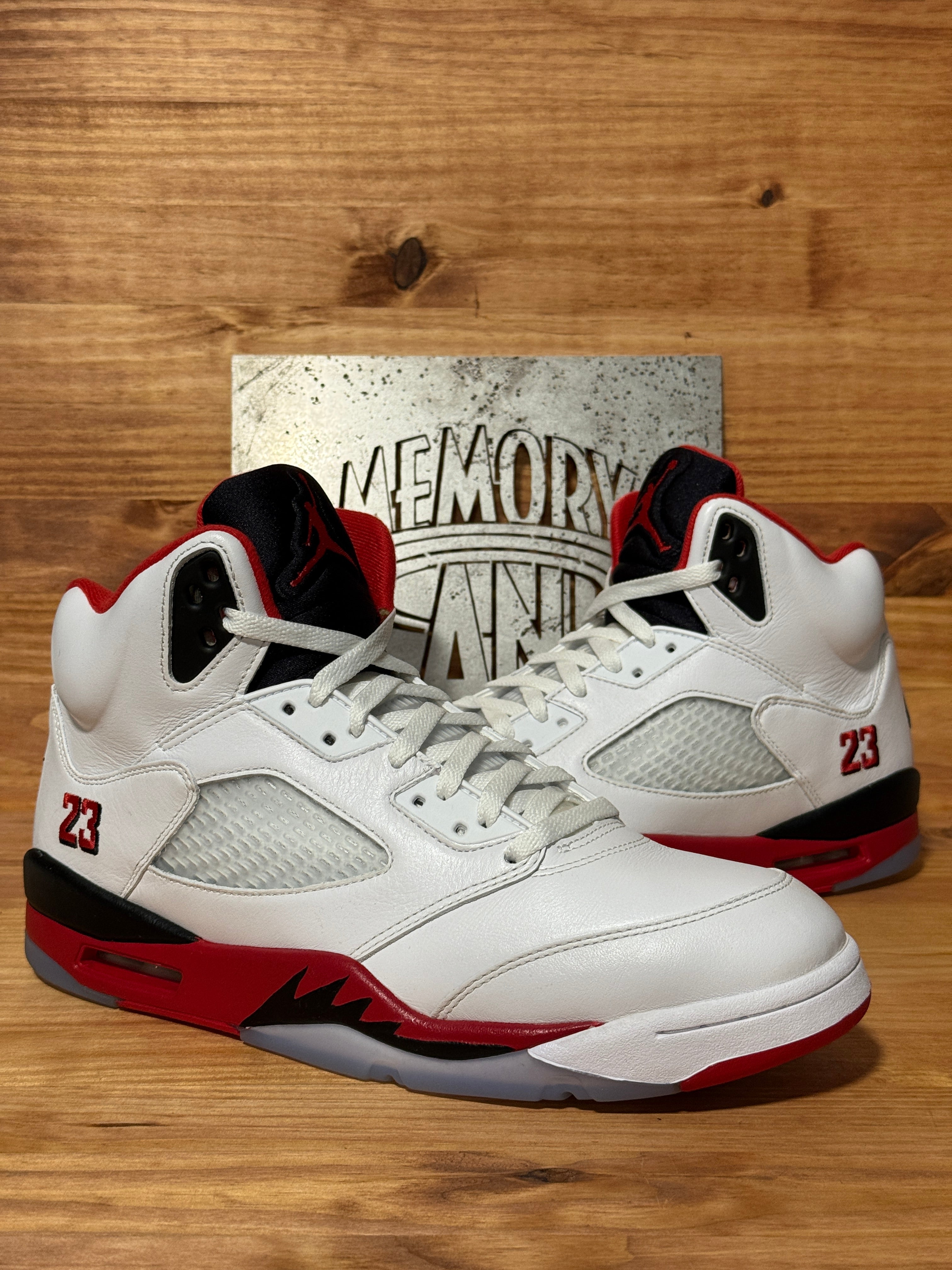Jordan 5 Retro Fire Red Black Tongue (2025)