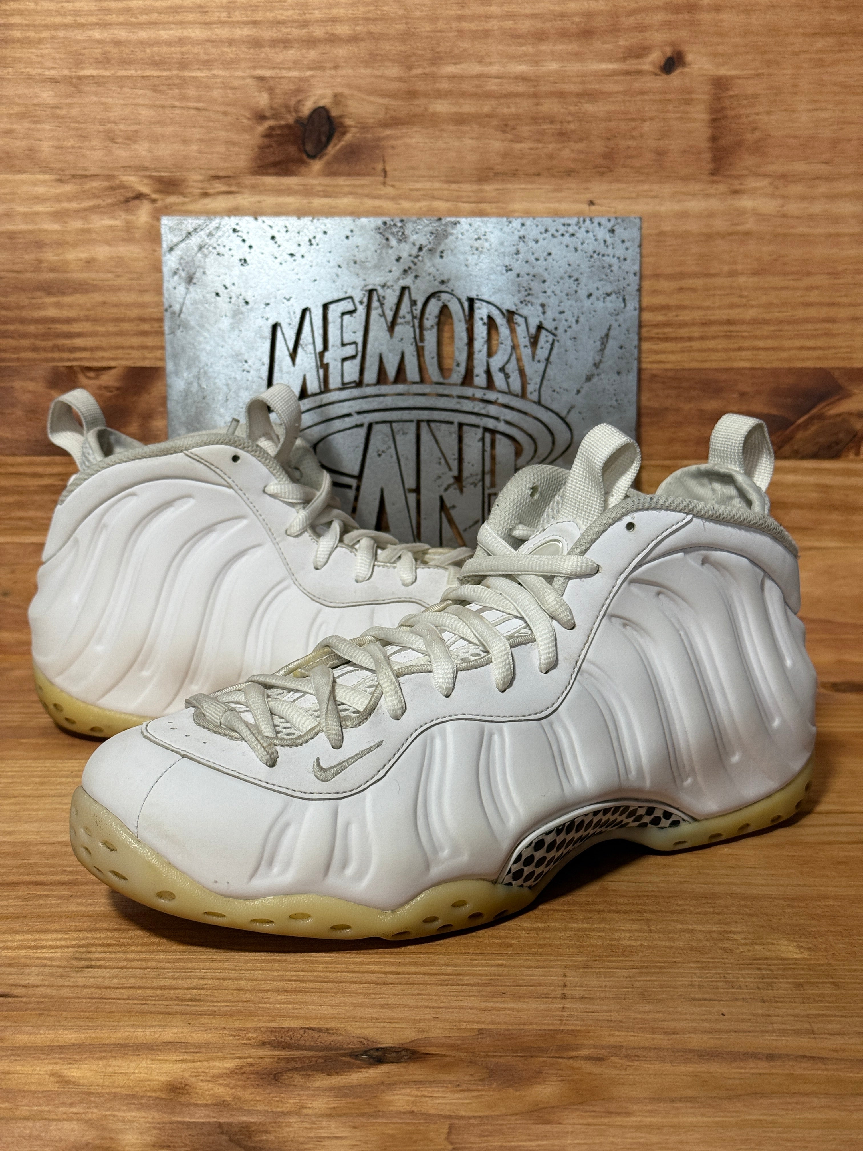 Nike Air Foamposite One Triple White