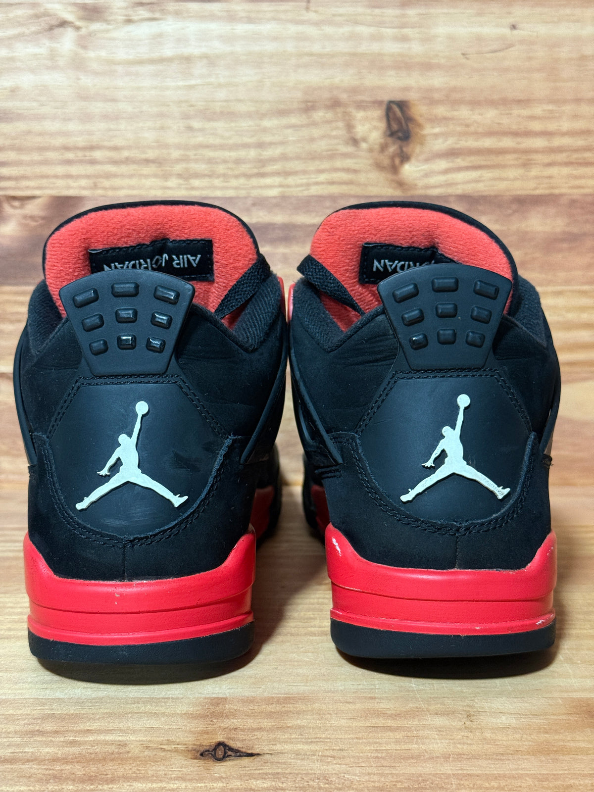 Jordan 4 Retro Red Thunder
