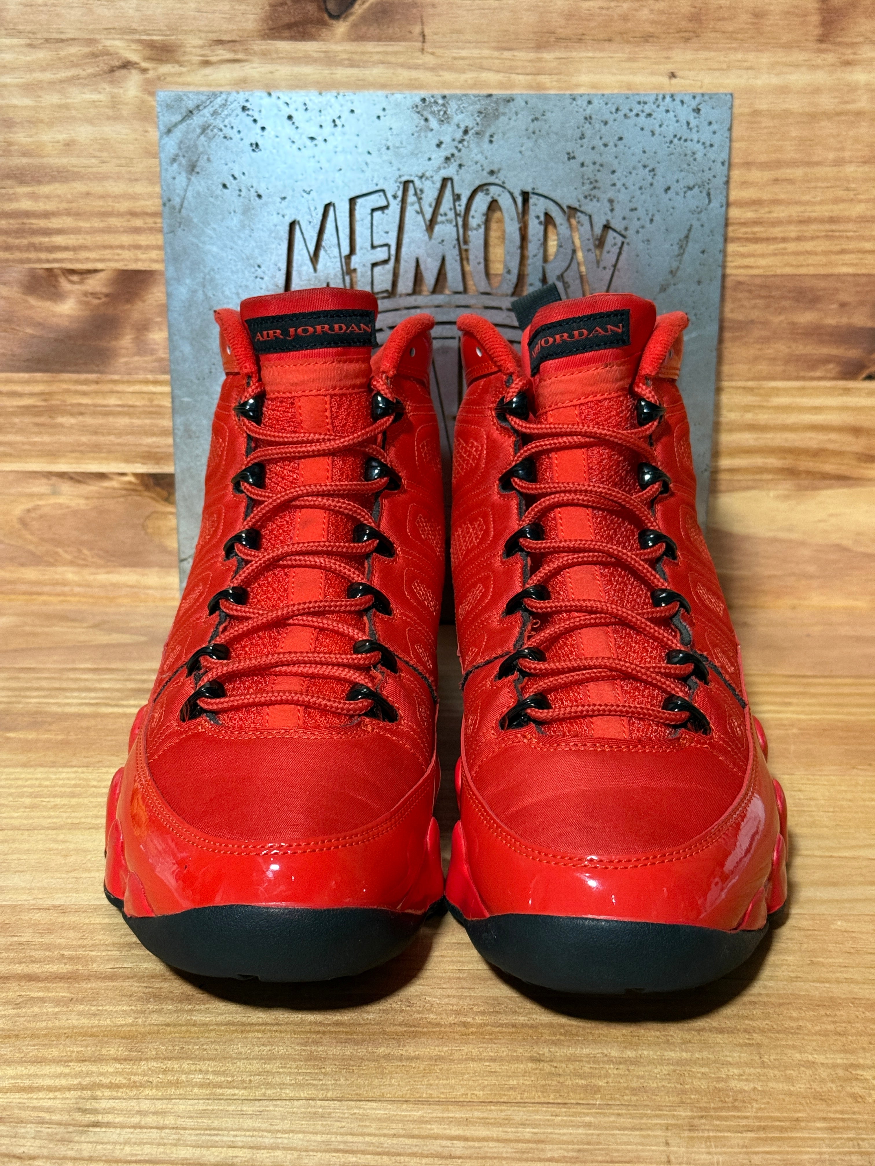 Jordan 9 Retro Chile Red