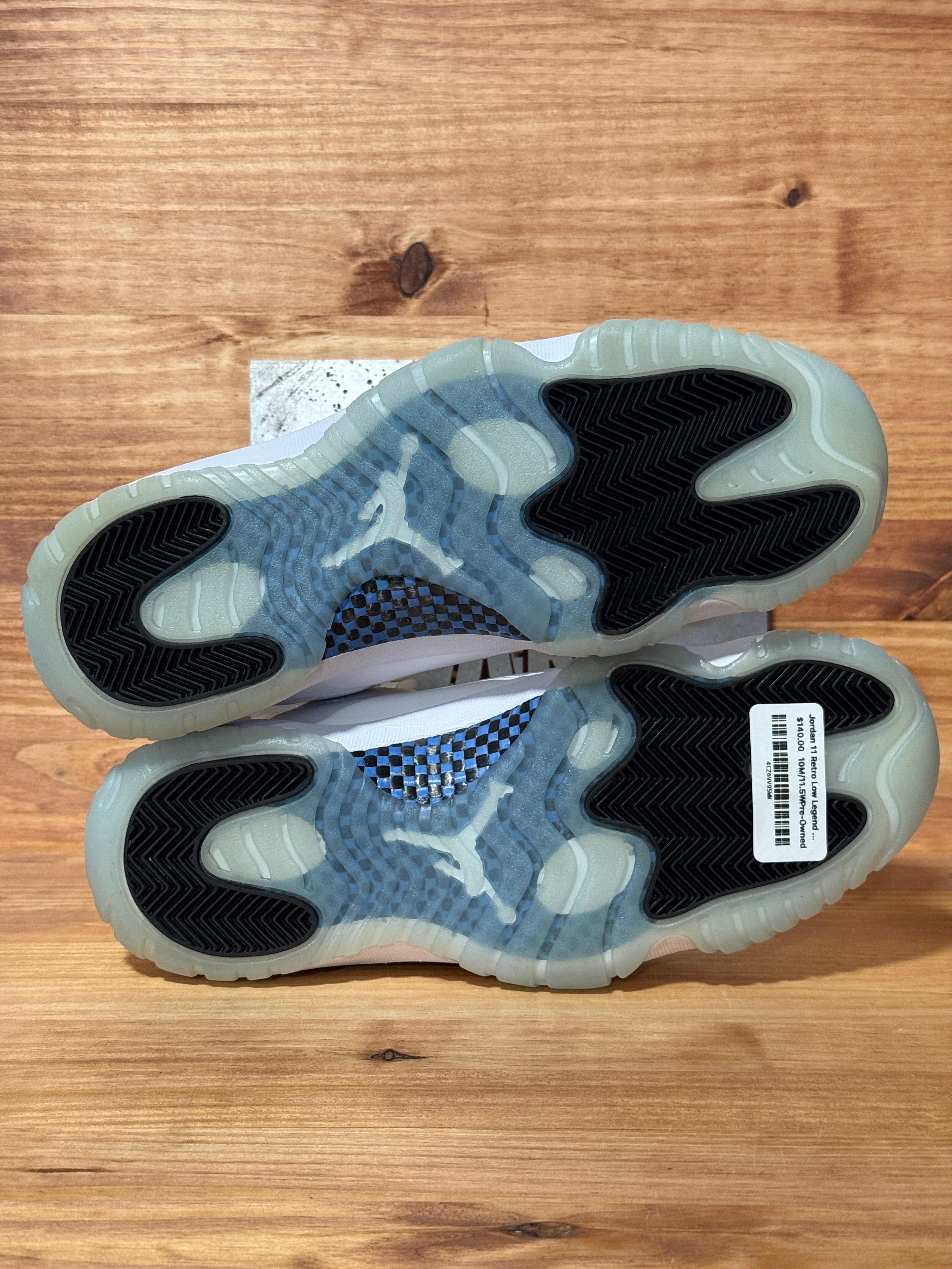 Jordan 11 Retro Low Legend Blue