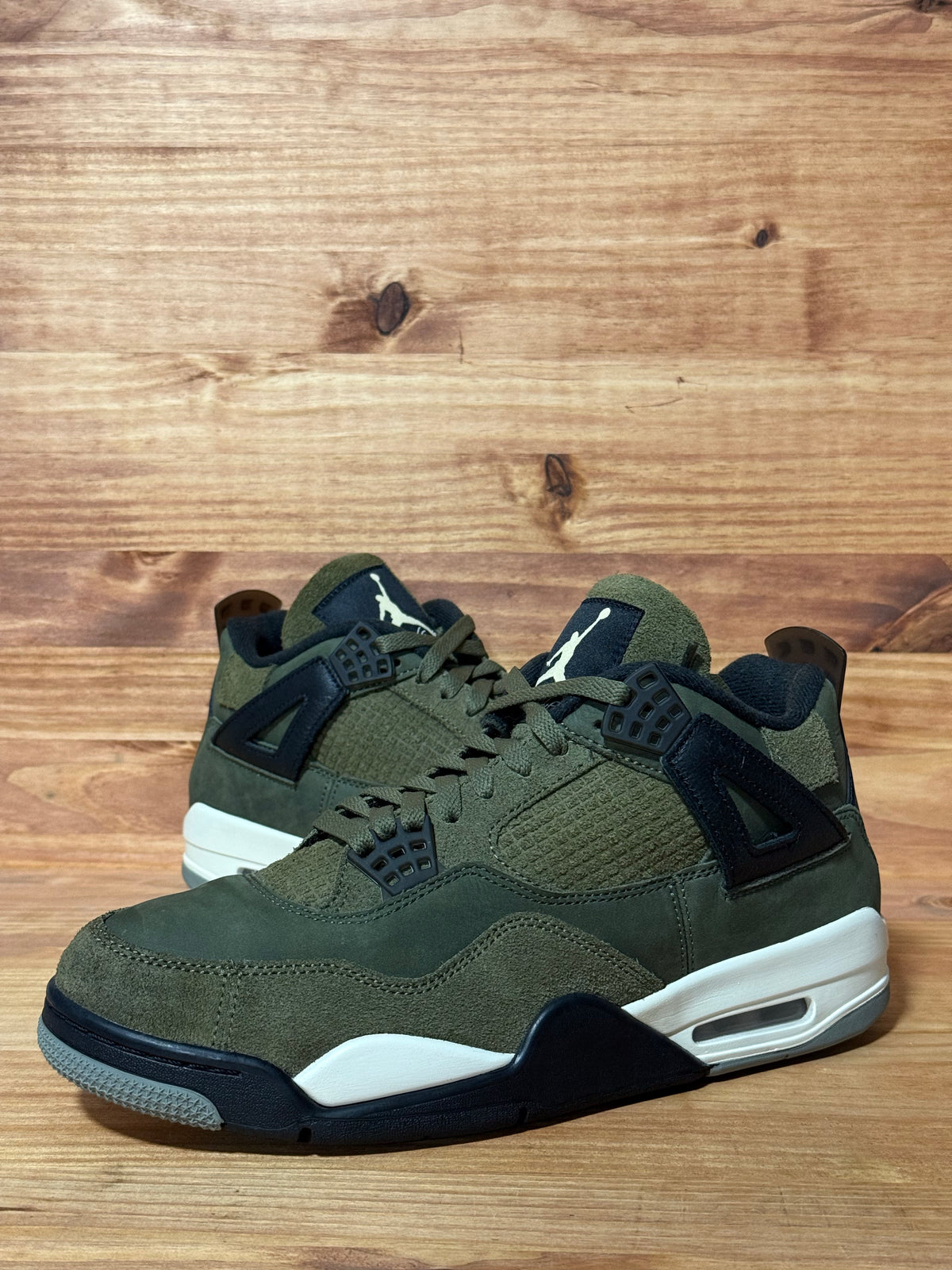 Jordan 4 Retro SE Craft Medium Olive