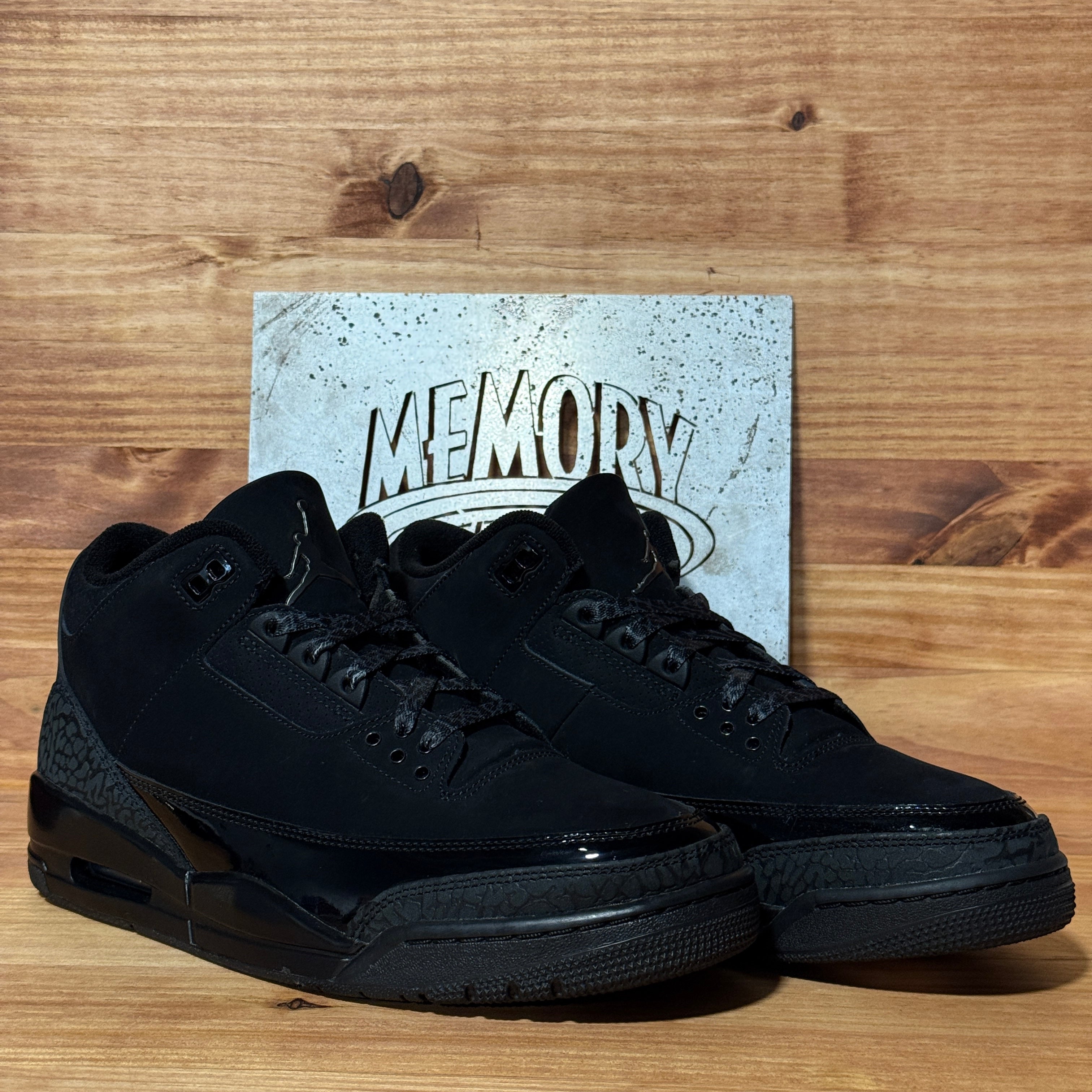 Jordan 3 Retro Black Cat (2025)