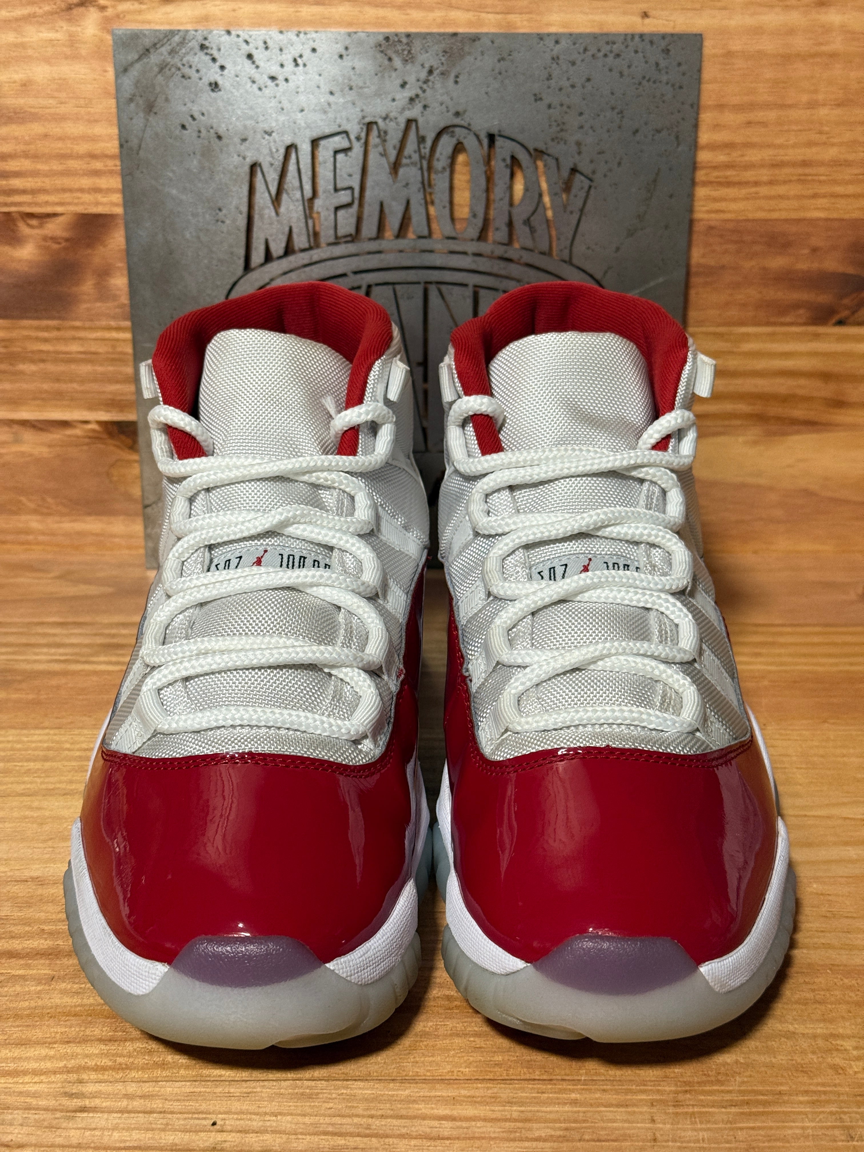 Jordan 11 Retro Cherry (2022)