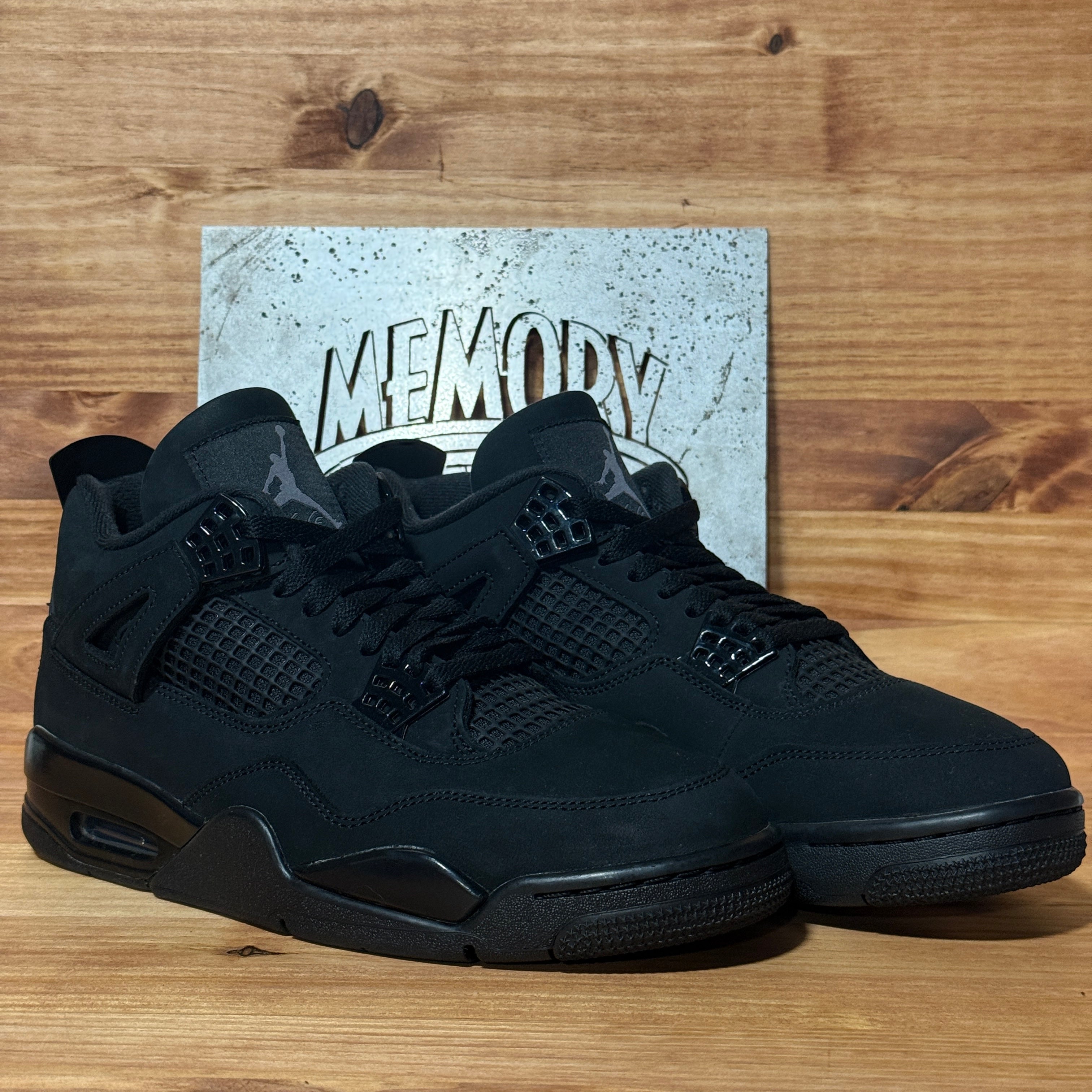 Jordan 4 Retro Black Cat (2025)