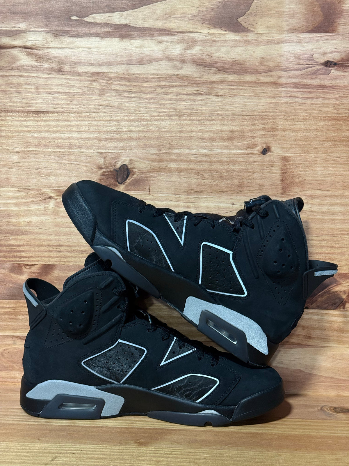 Jordan 6 Retro Cap and Gown