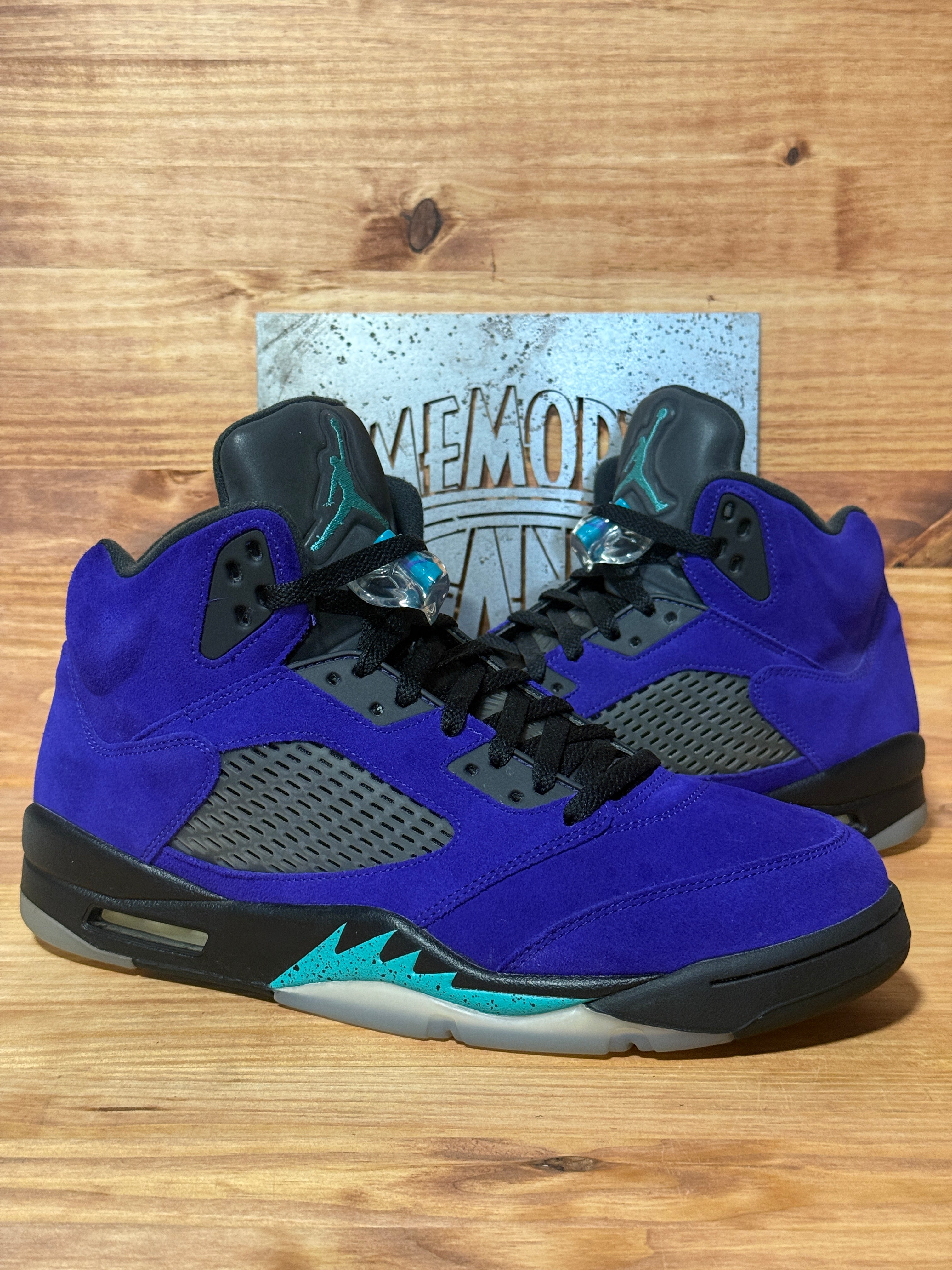 Jordan 5 Retro Alternate Grape