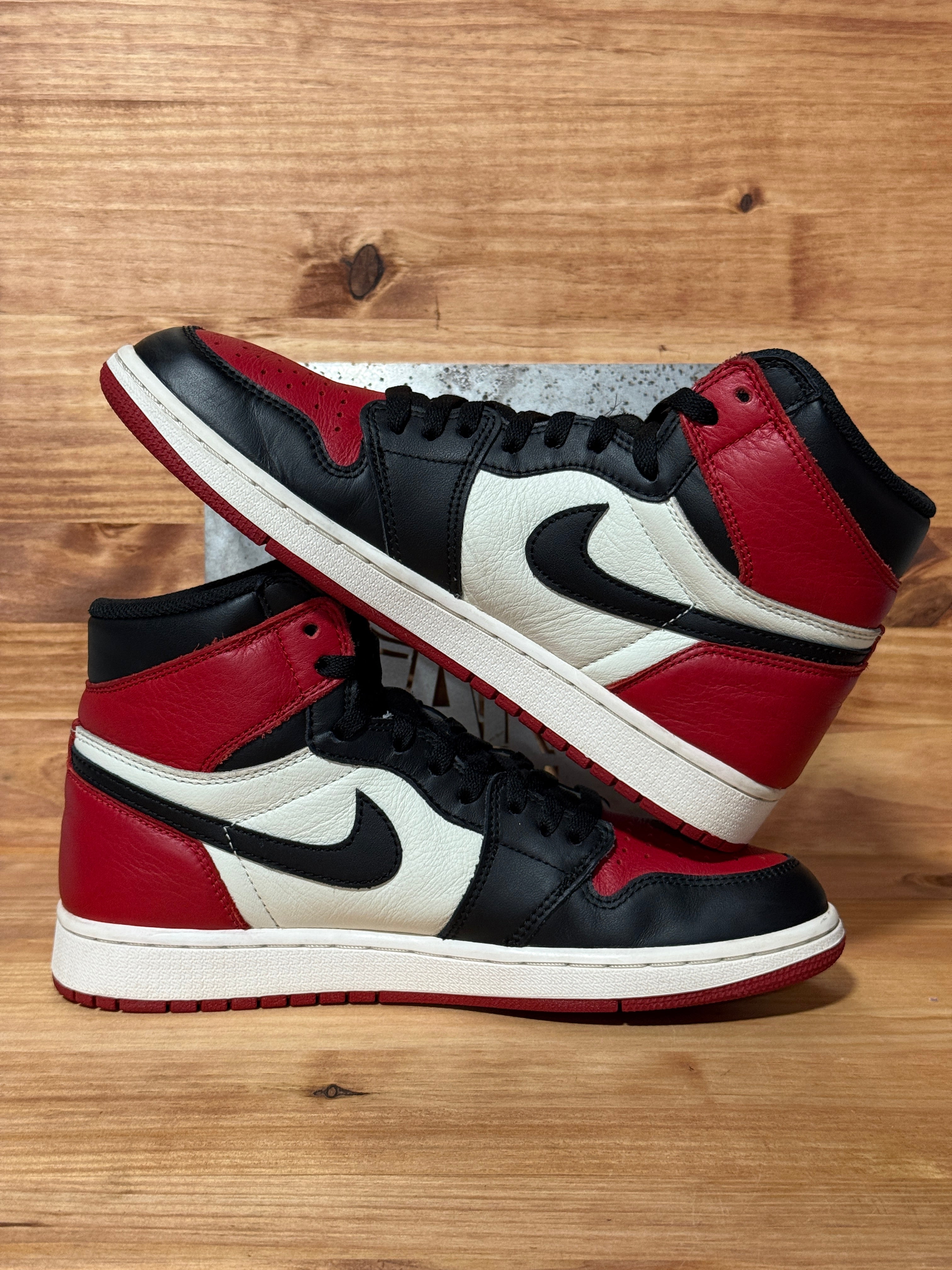 Jordan 1 Retro High Bred Toe