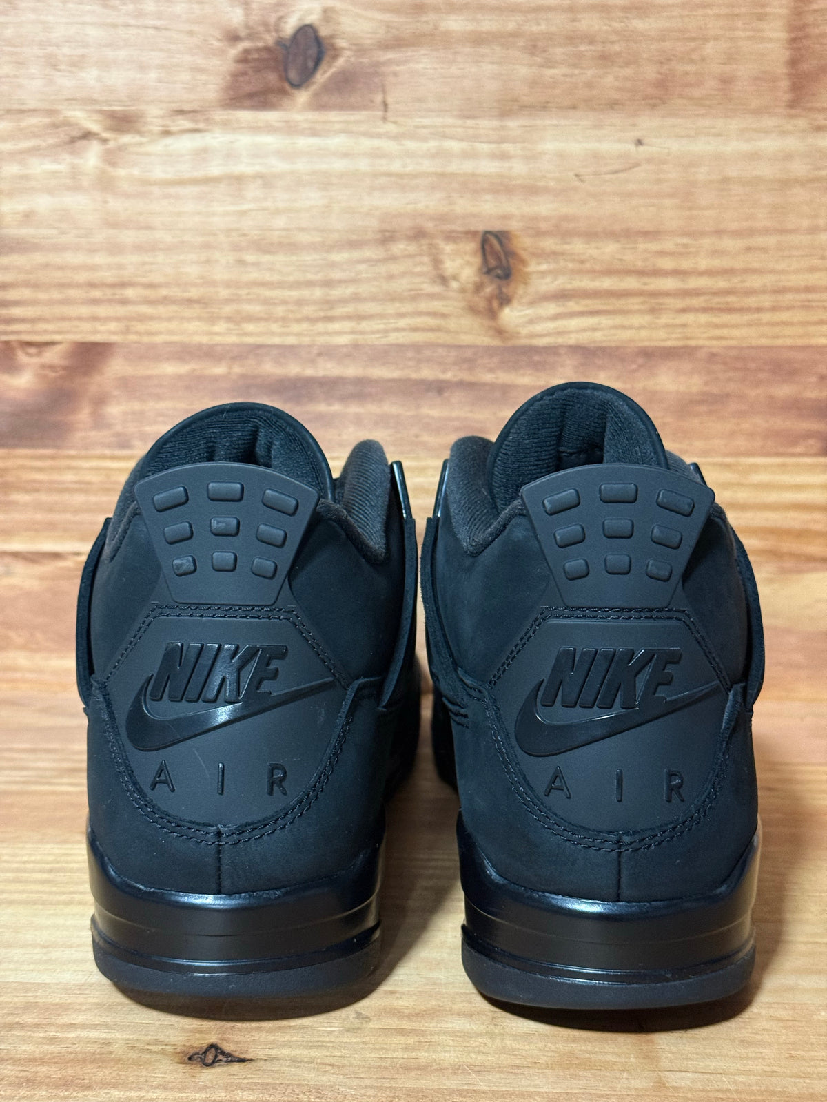 Jordan 4 Retro Black Cat (2025)