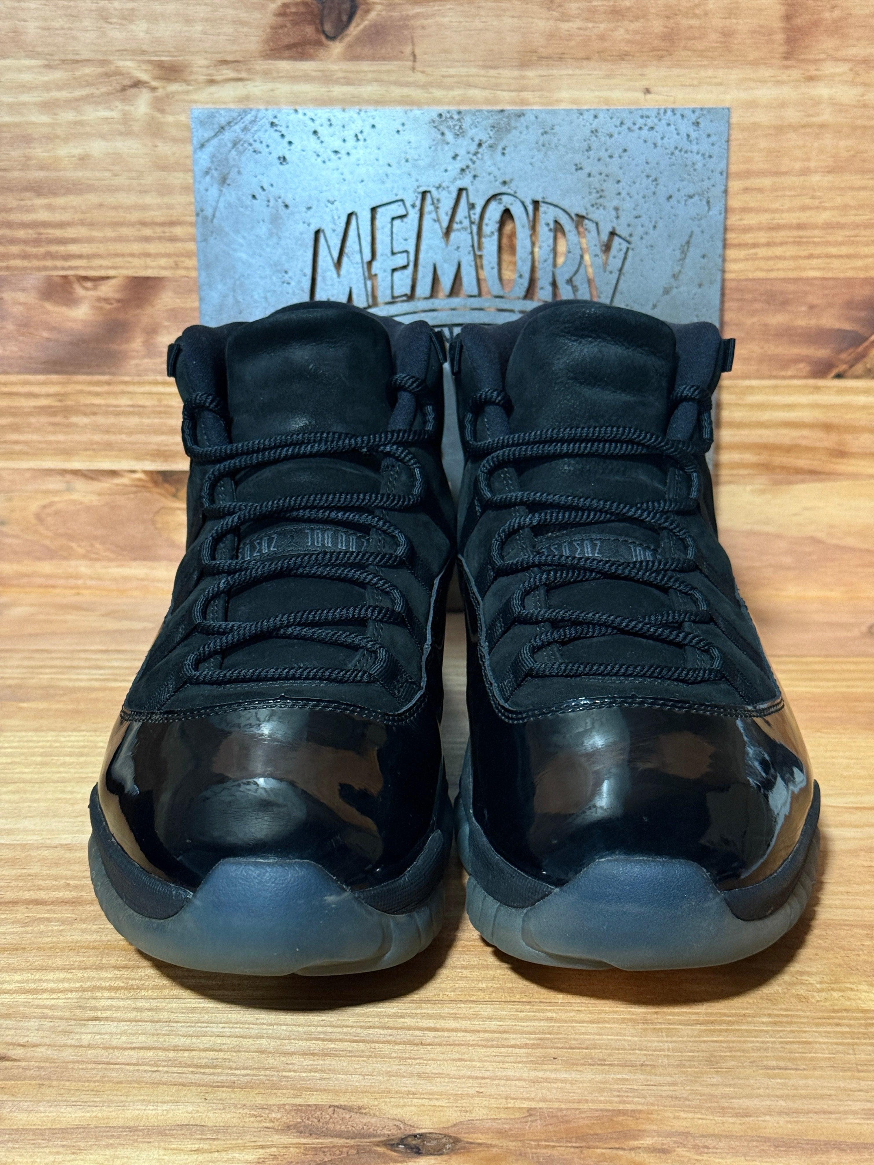 Jordan 11 Retro Cap and Gown