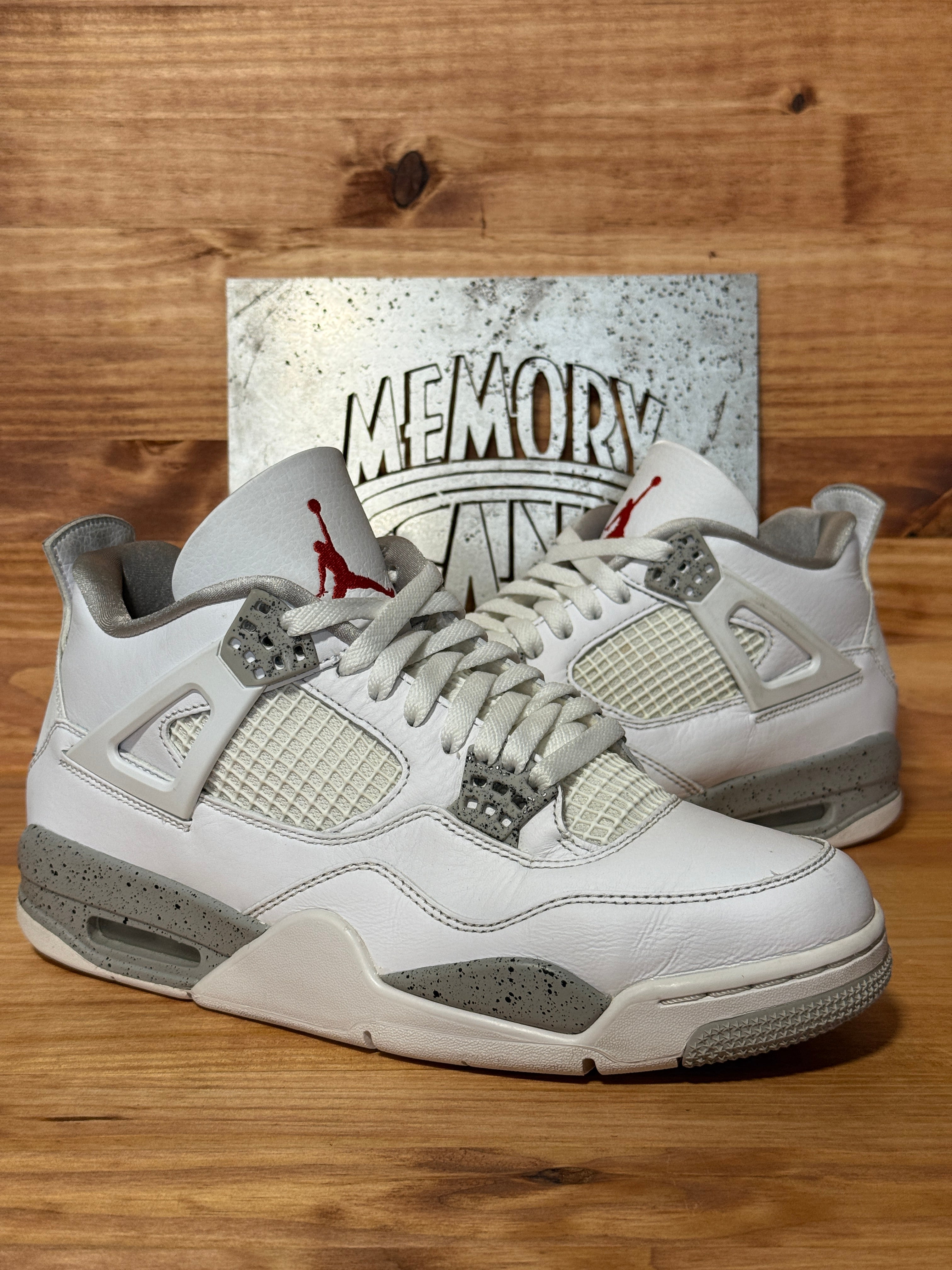 Jordan 4 Retro White Oreo (2021)