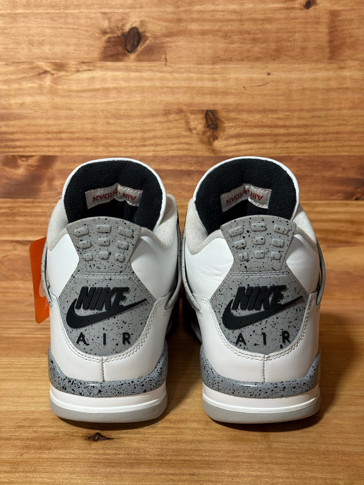 Jordan 4 Retro White Cement (2025) - Size 10.5
