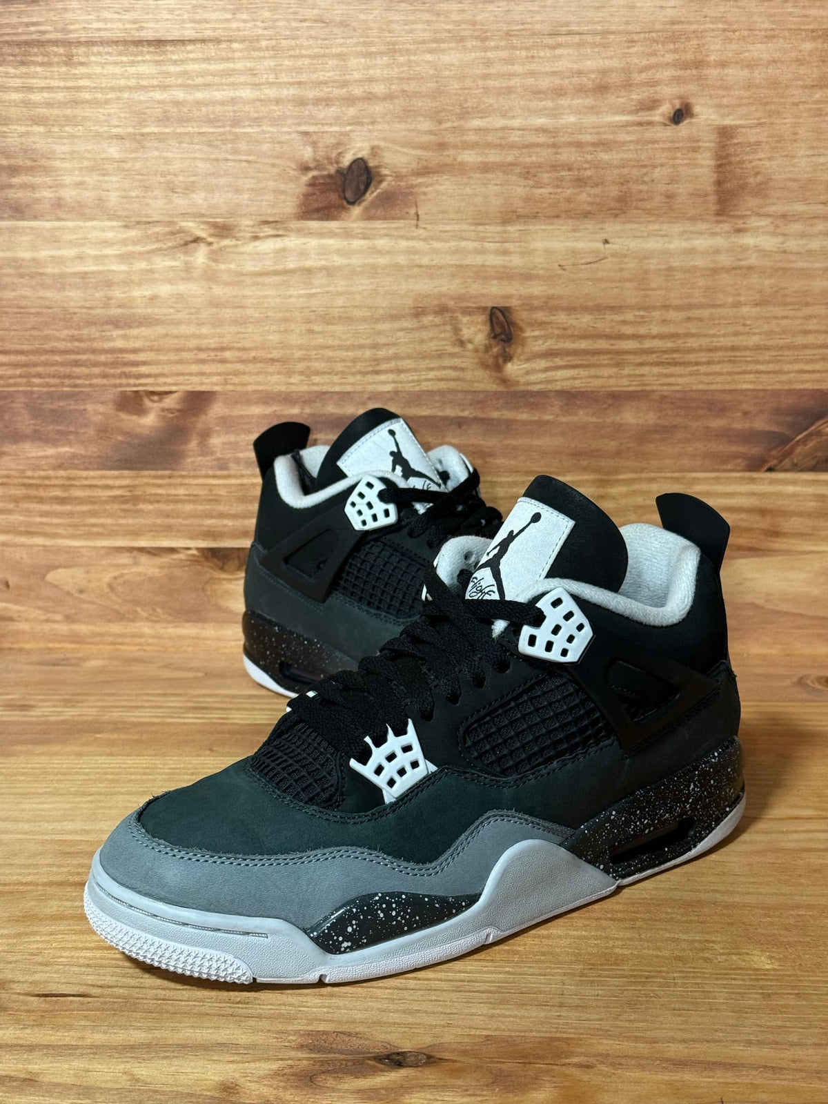 Jordan 4 Retro Fear (2024) - Size 9