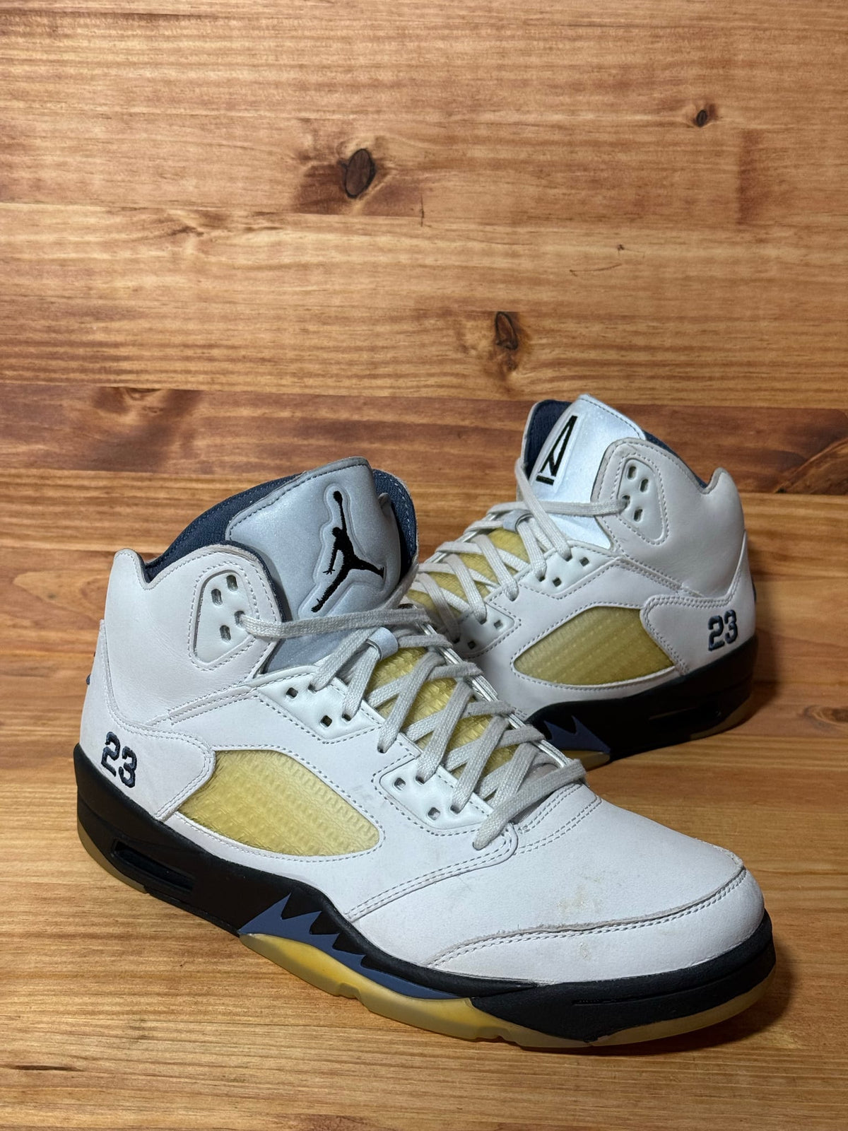 Jordan 5 Retro A Ma Maniére Dawn (Women's) - Size 12W