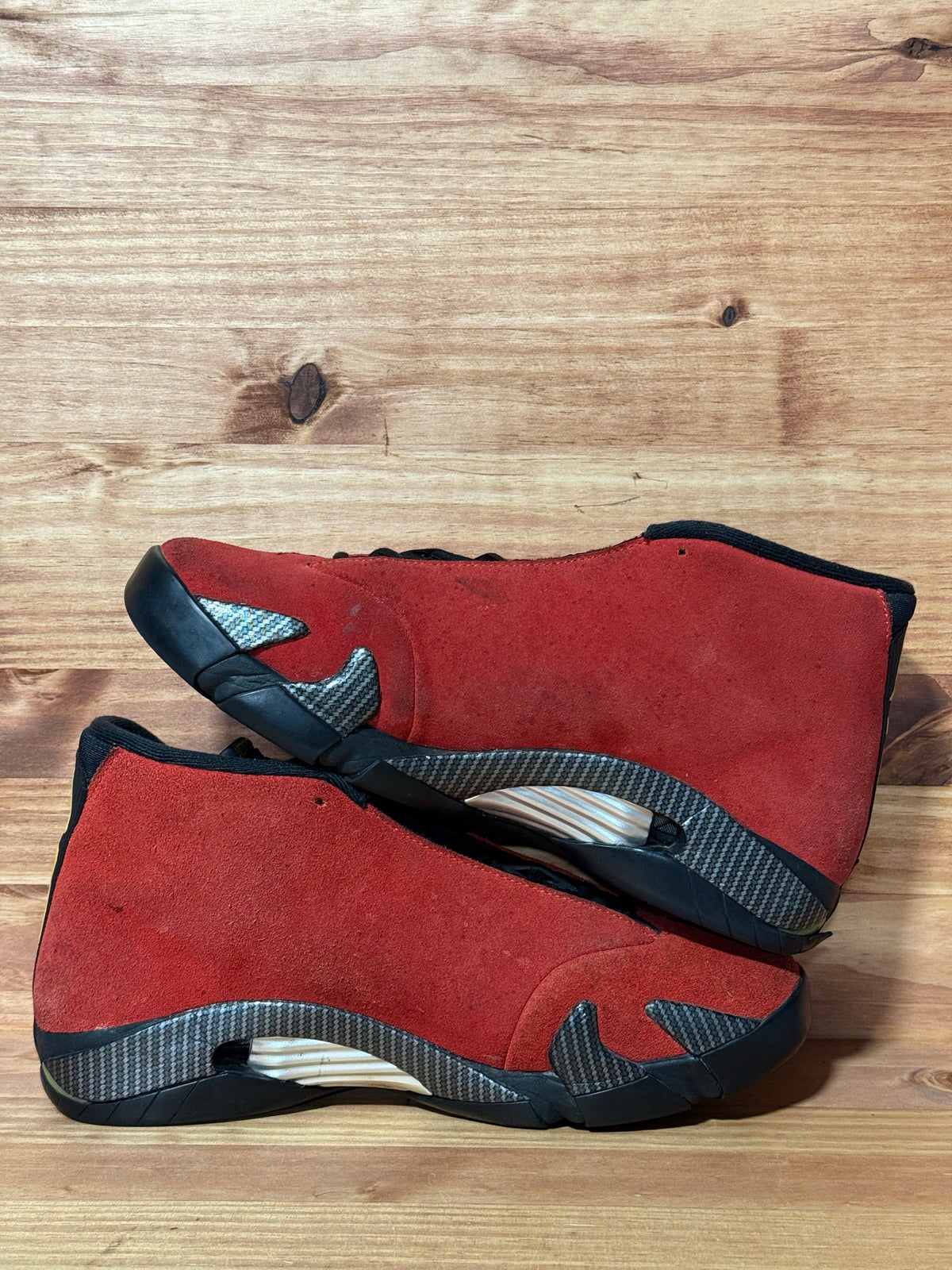 Jordan 14 Retro Ferrari (2025)