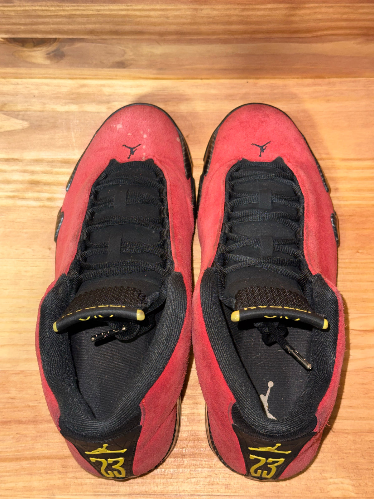 Jordan 14 Retro Ferrari (2025)