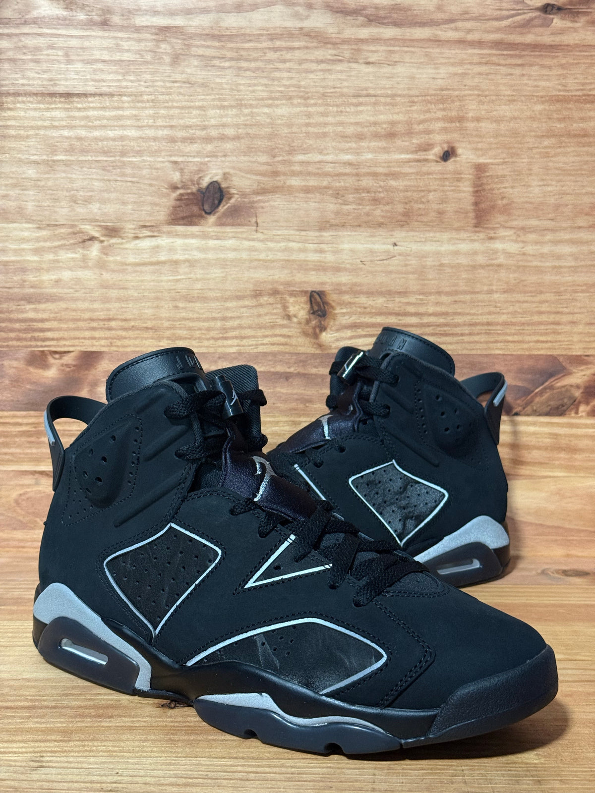 Jordan 6 Retro Cap and Gown