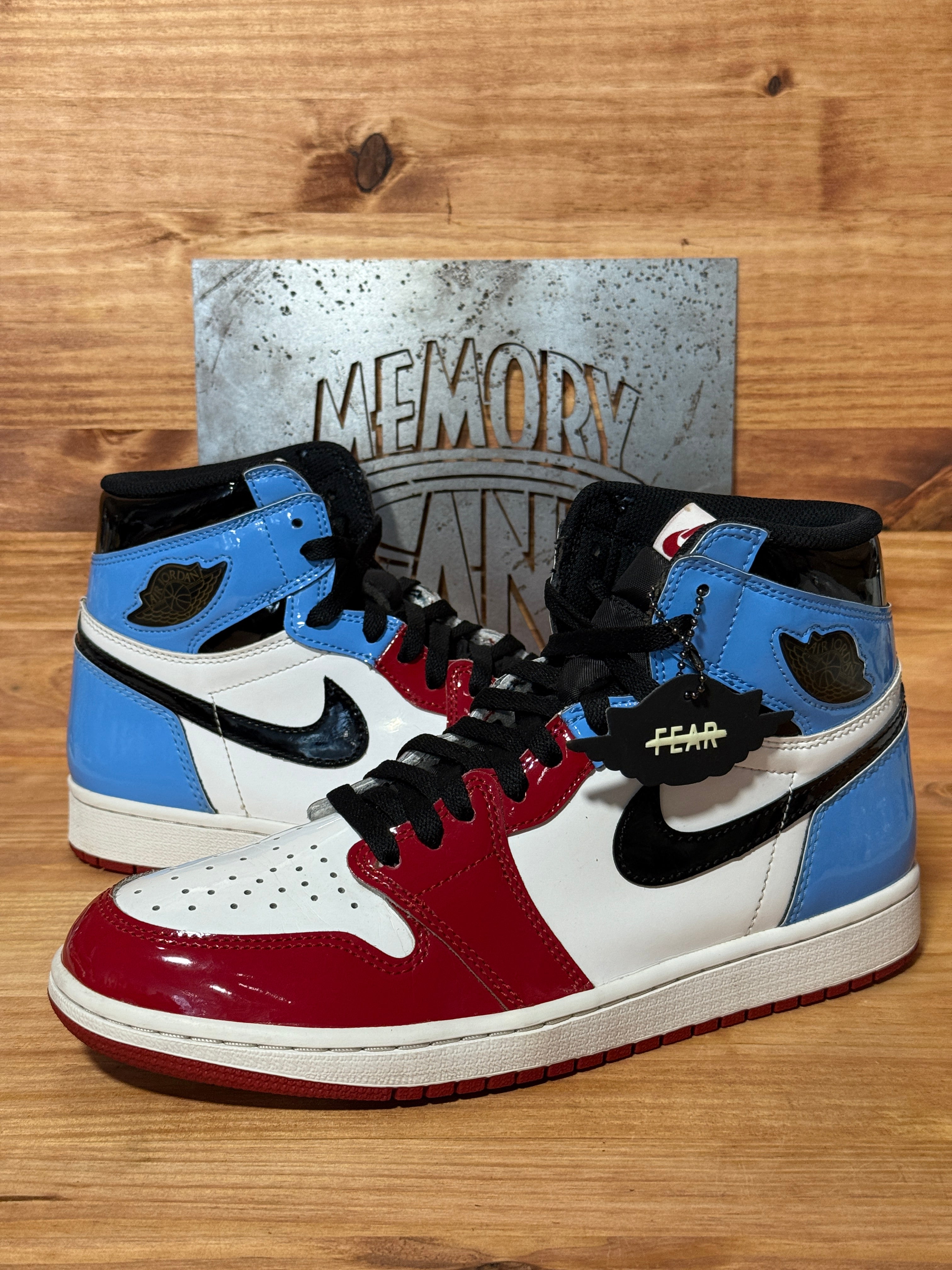 Jordan 1 Retro High Fearless UNC Chicago