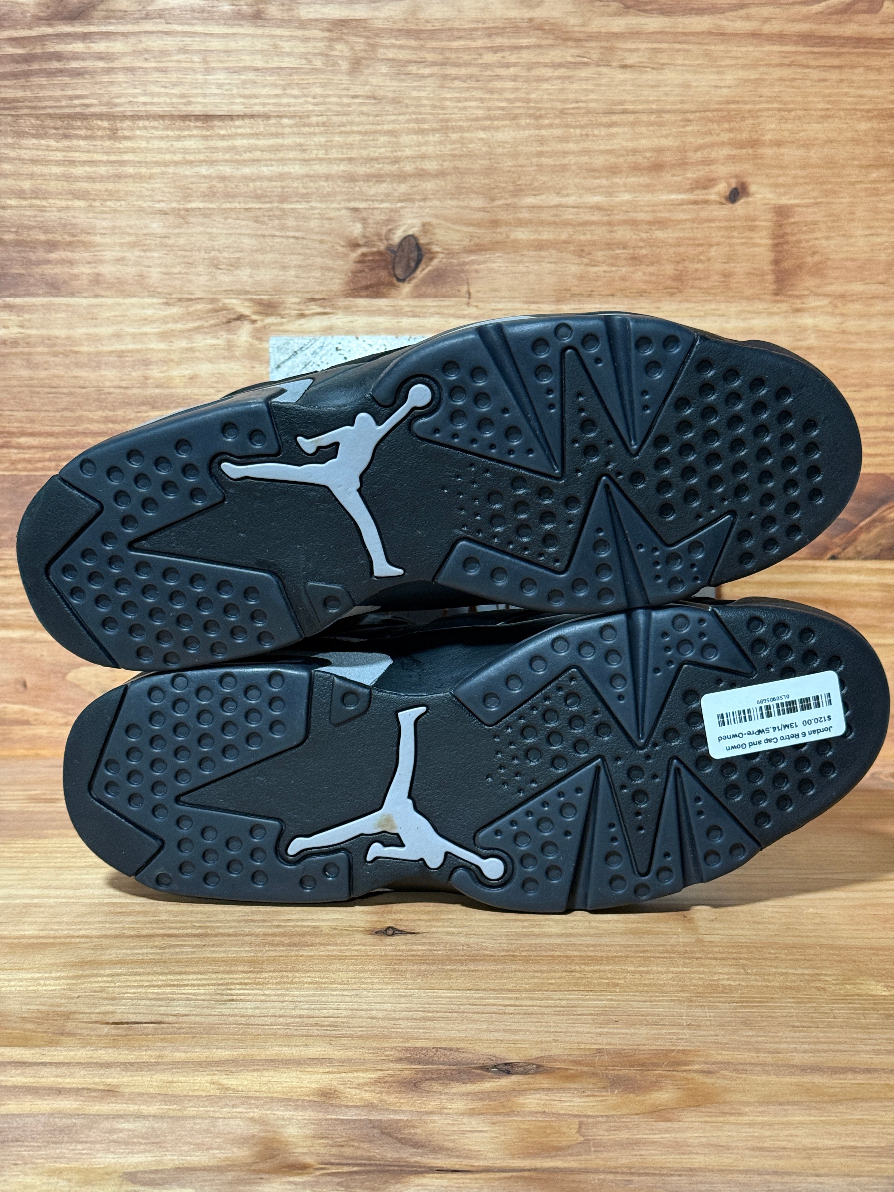 Jordan 6 Retro Cap and Gown