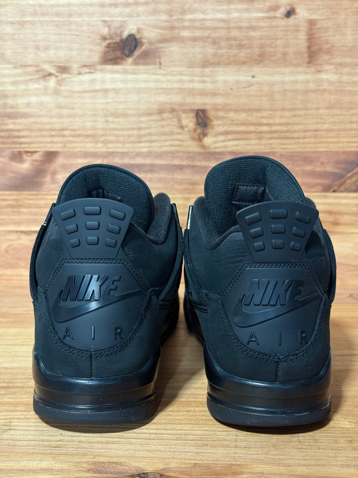 Jordan 4 Retro Black Cat (2025)