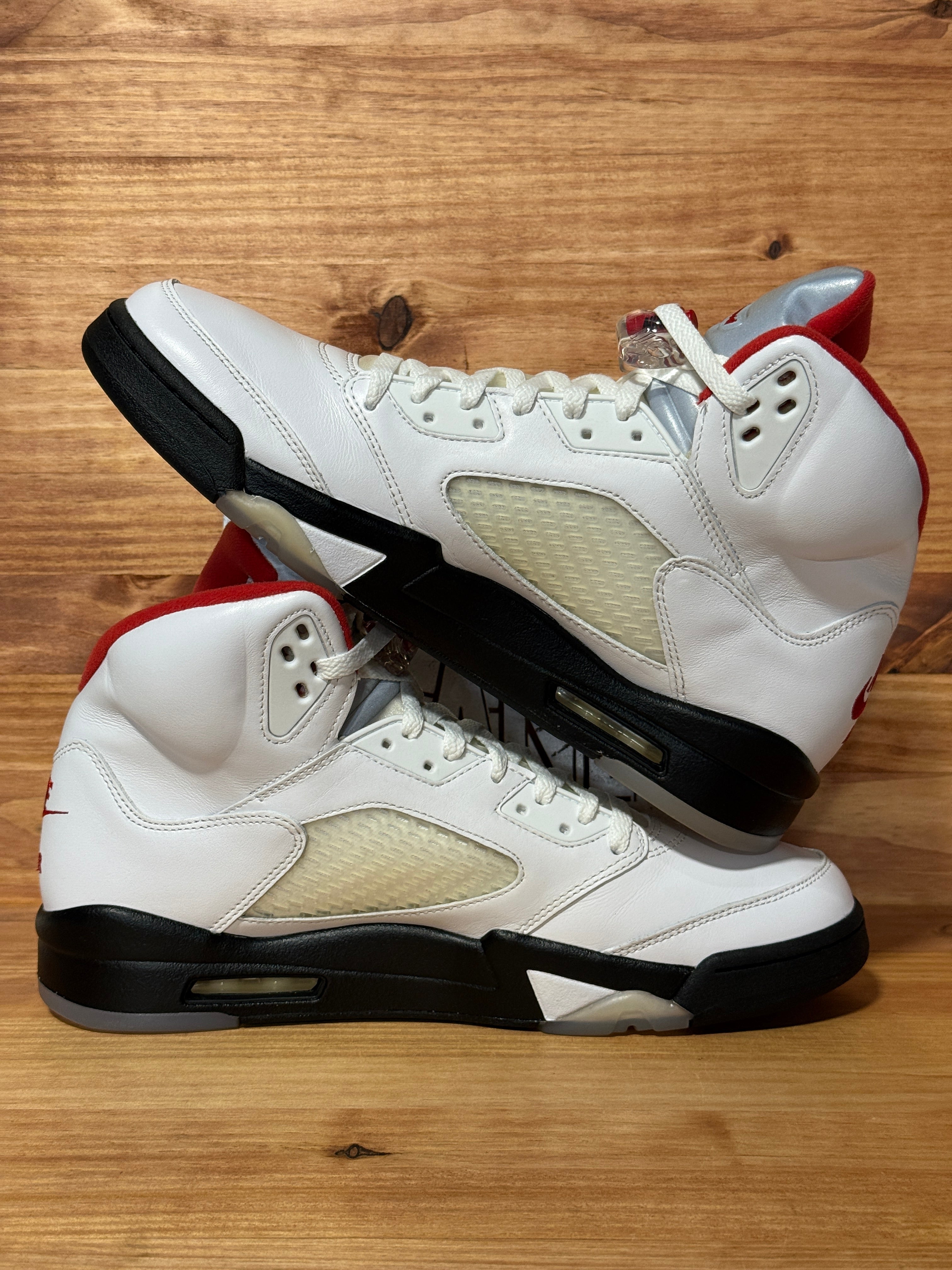 Jordan 5 Retro Fire Red Silver Tongue (2020)