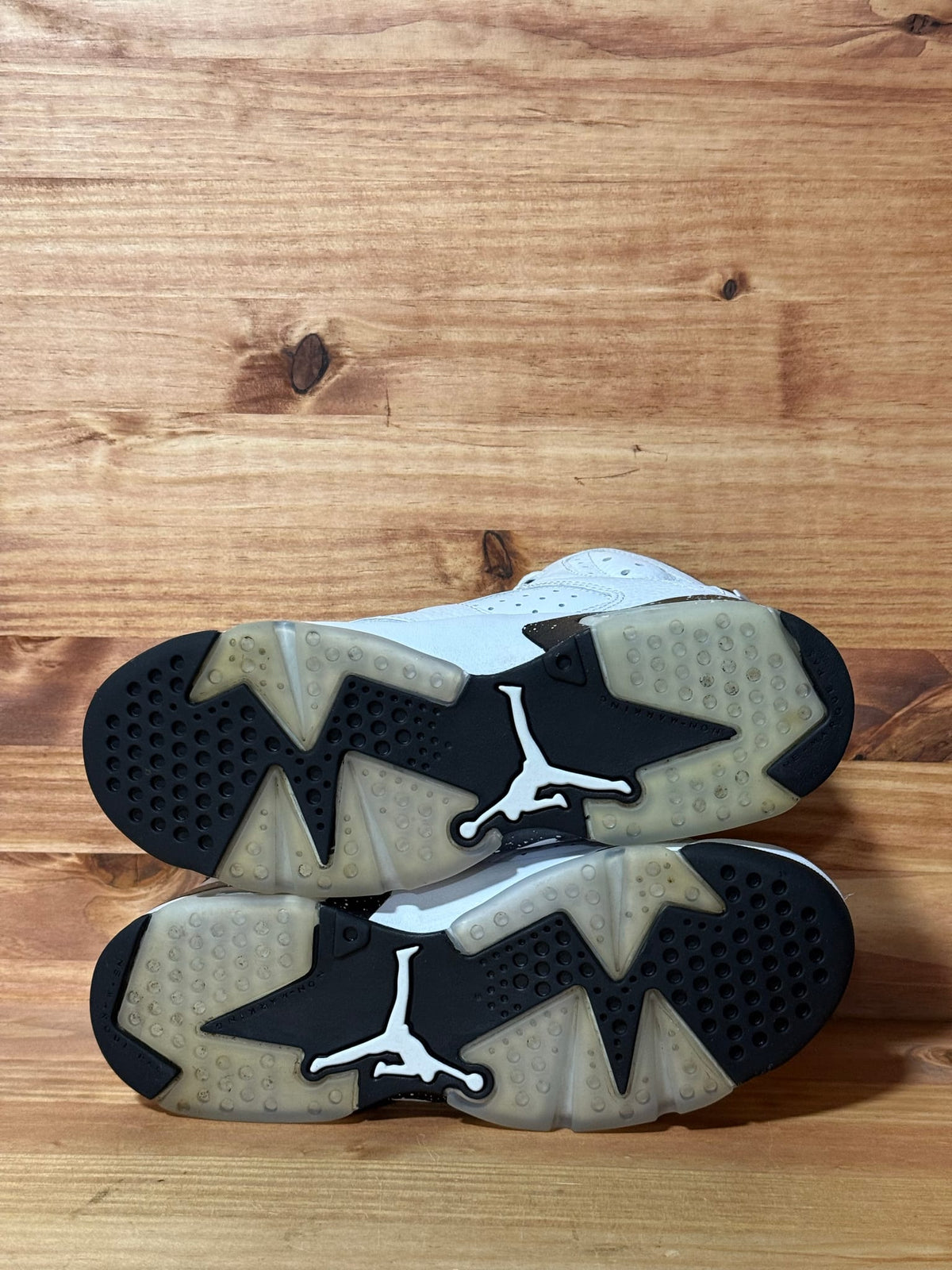 Jordan 6 Retro Reverse Oreo (GS) - Size 6Y