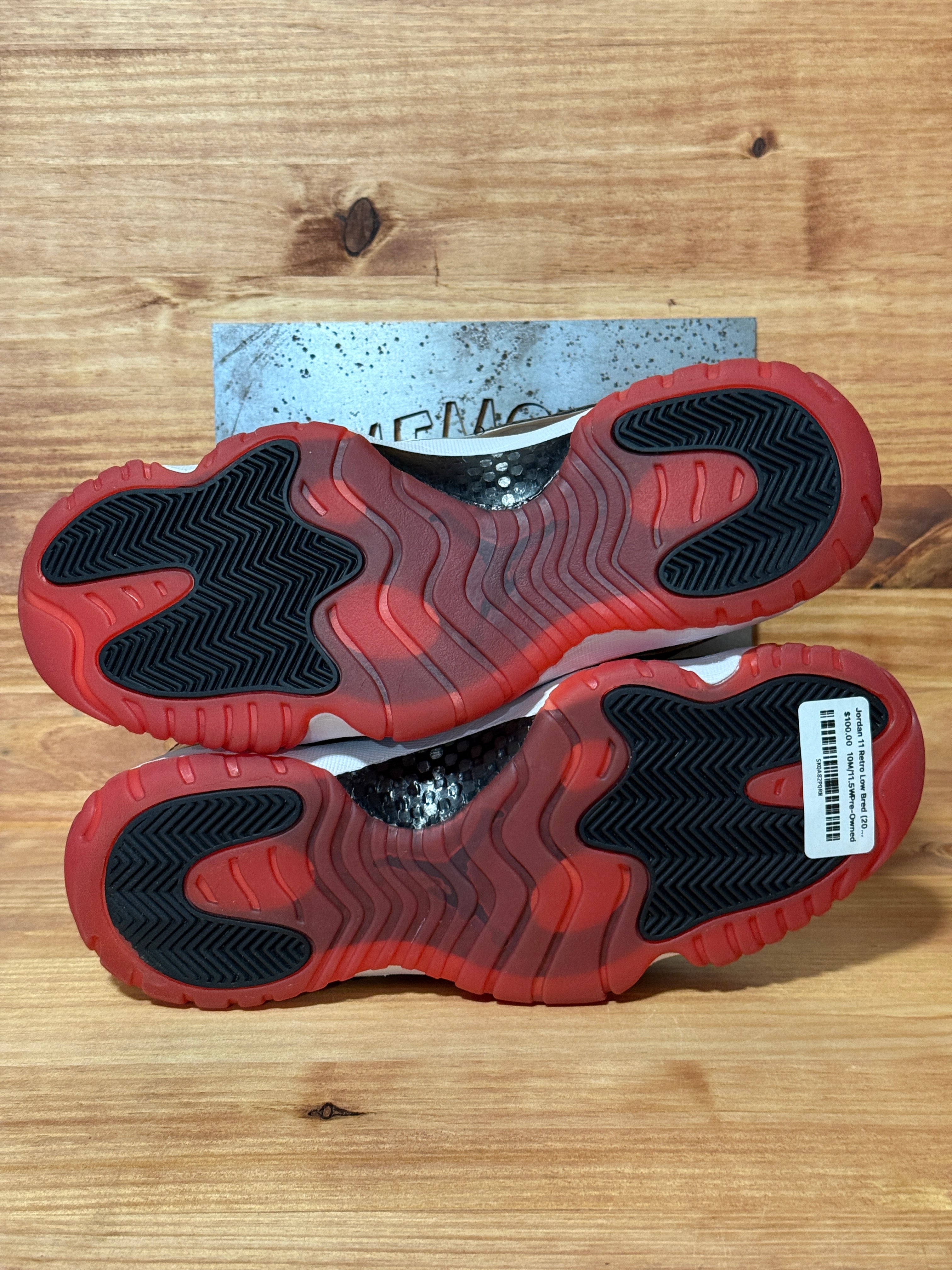 Jordan 11 Retro Low Bred (2025)