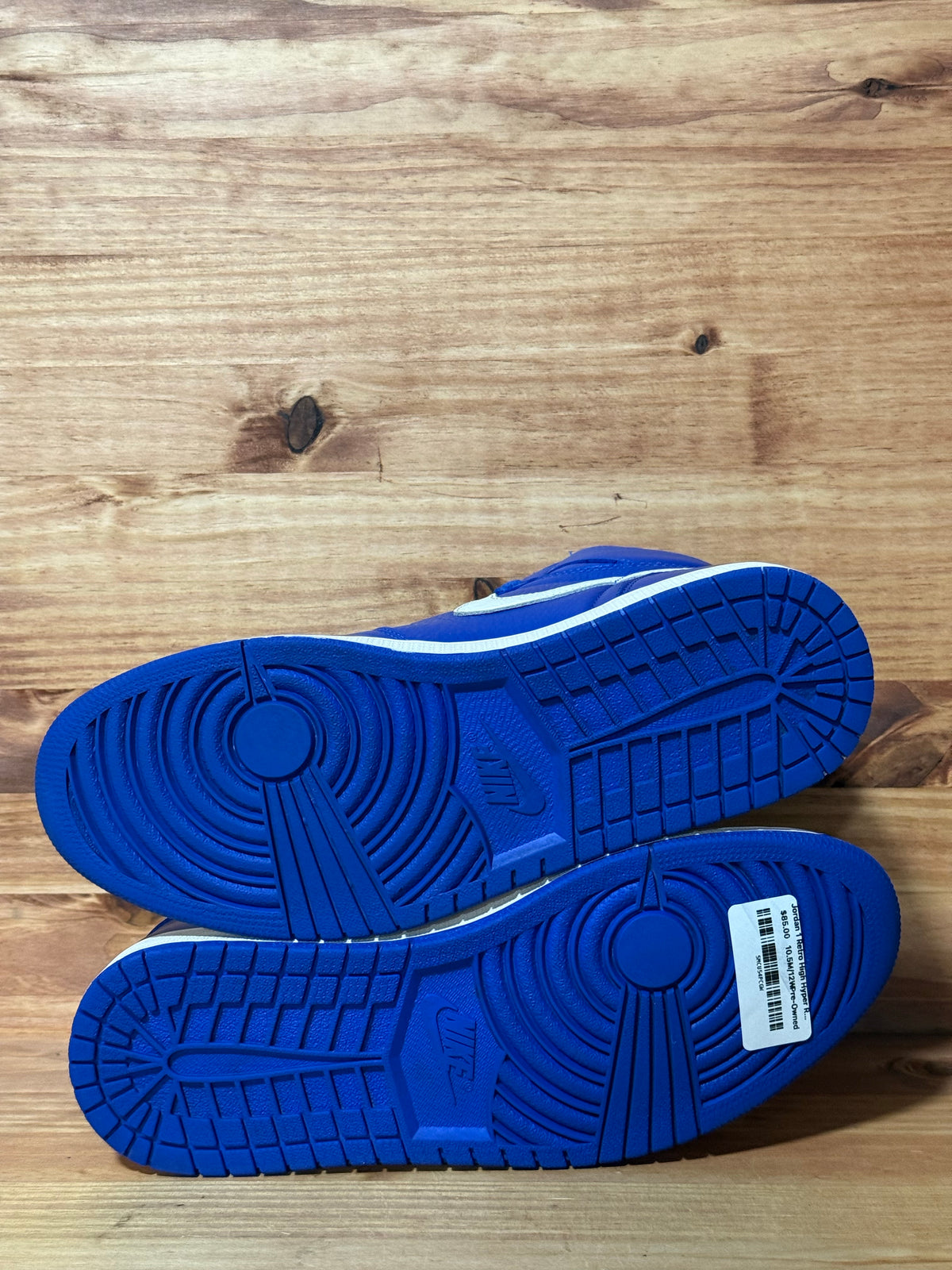 Jordan 1 Retro High Hyper Royal