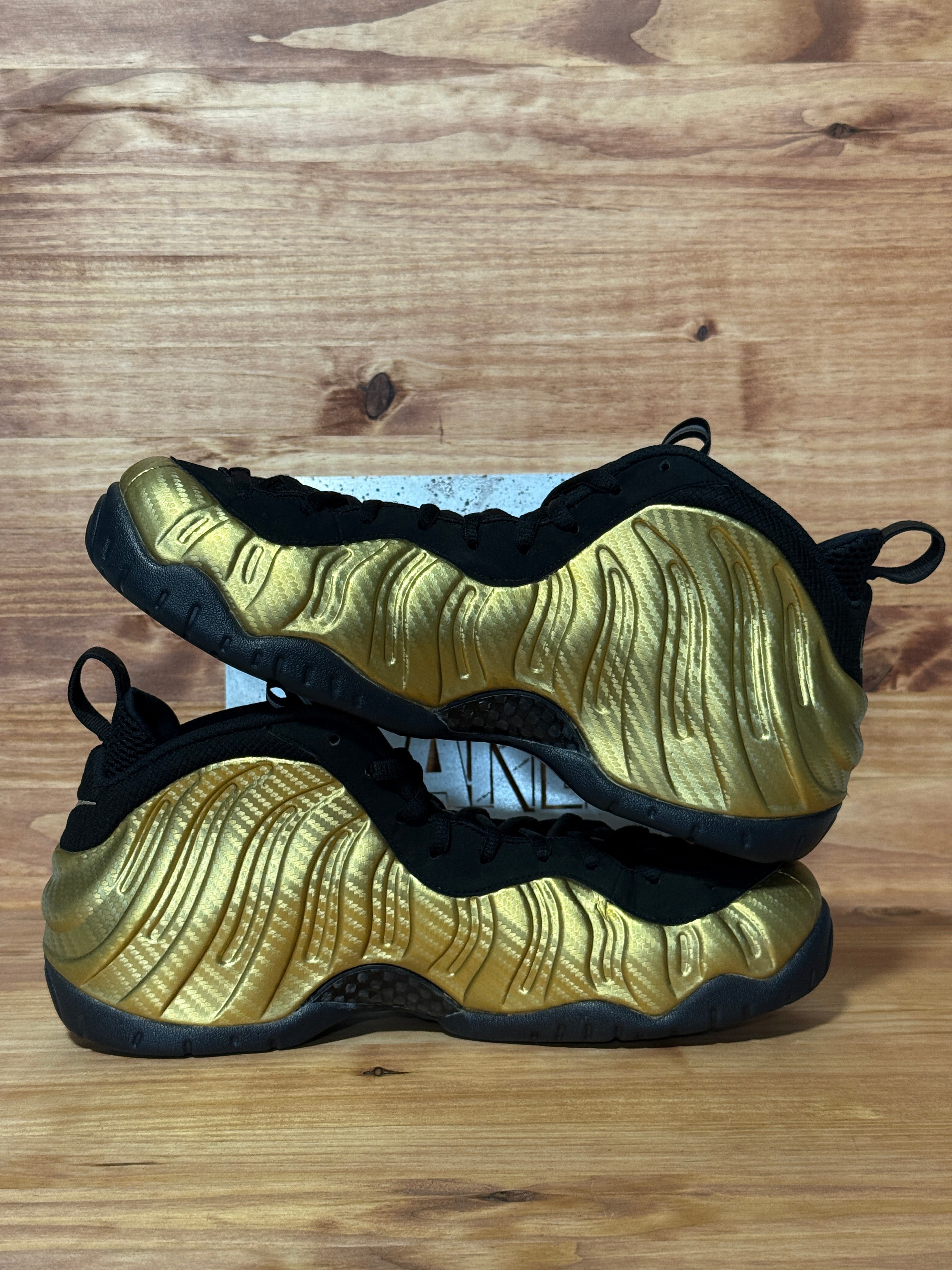 Nike Air Foamposite Pro Metallic Gold