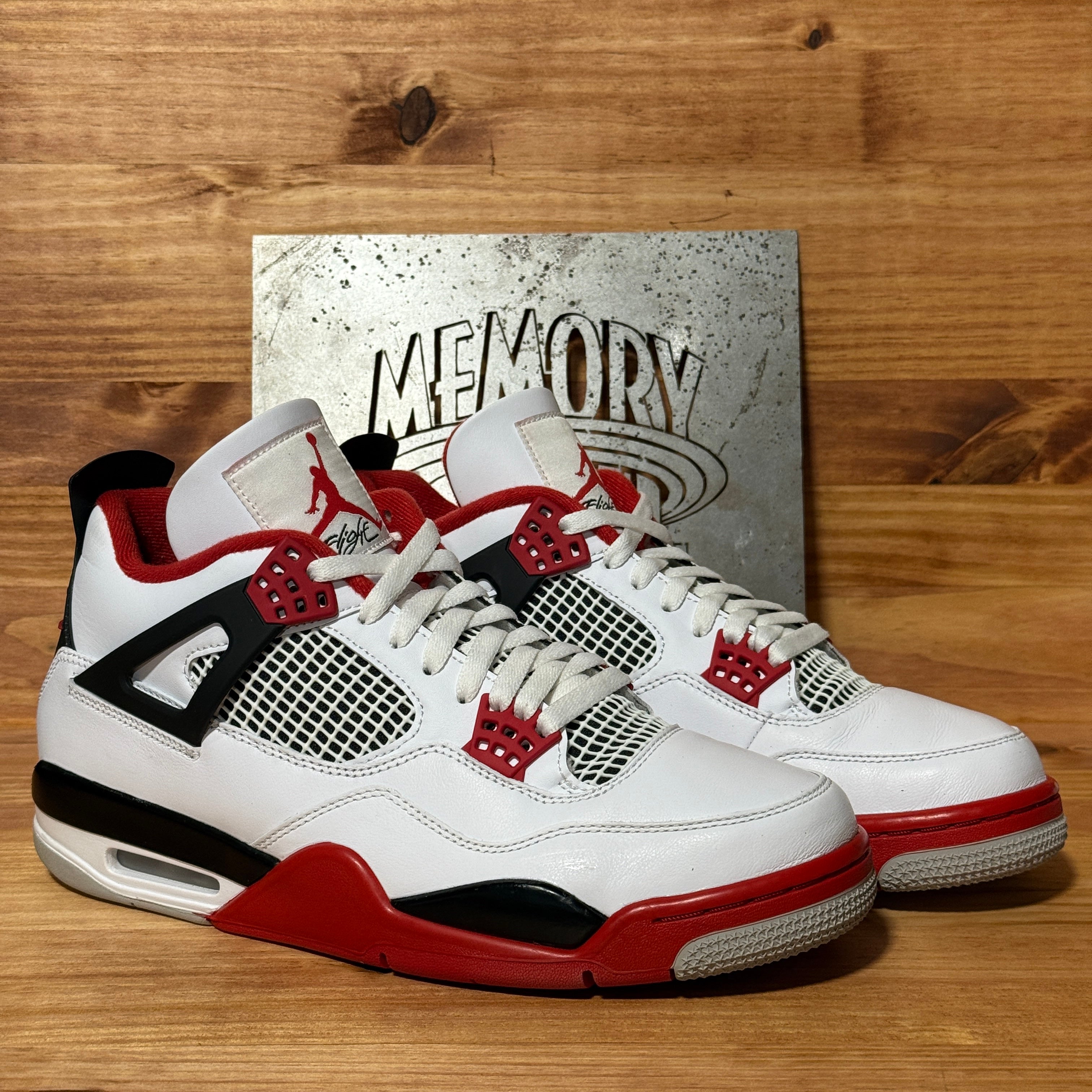Jordan 4 Retro Fire Red (2020)