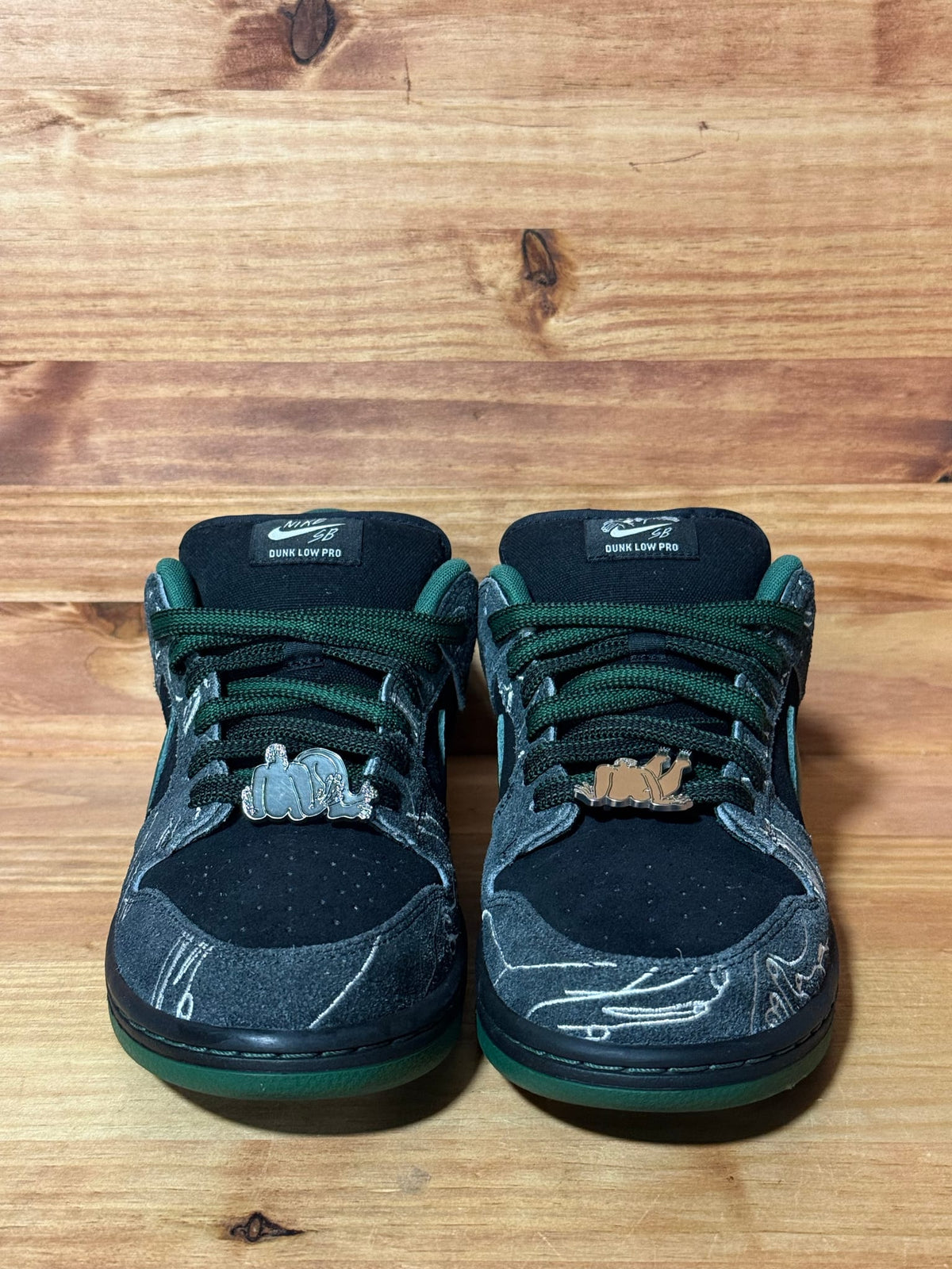 Nike SB Dunk Low There Skateboards - Size 8.5