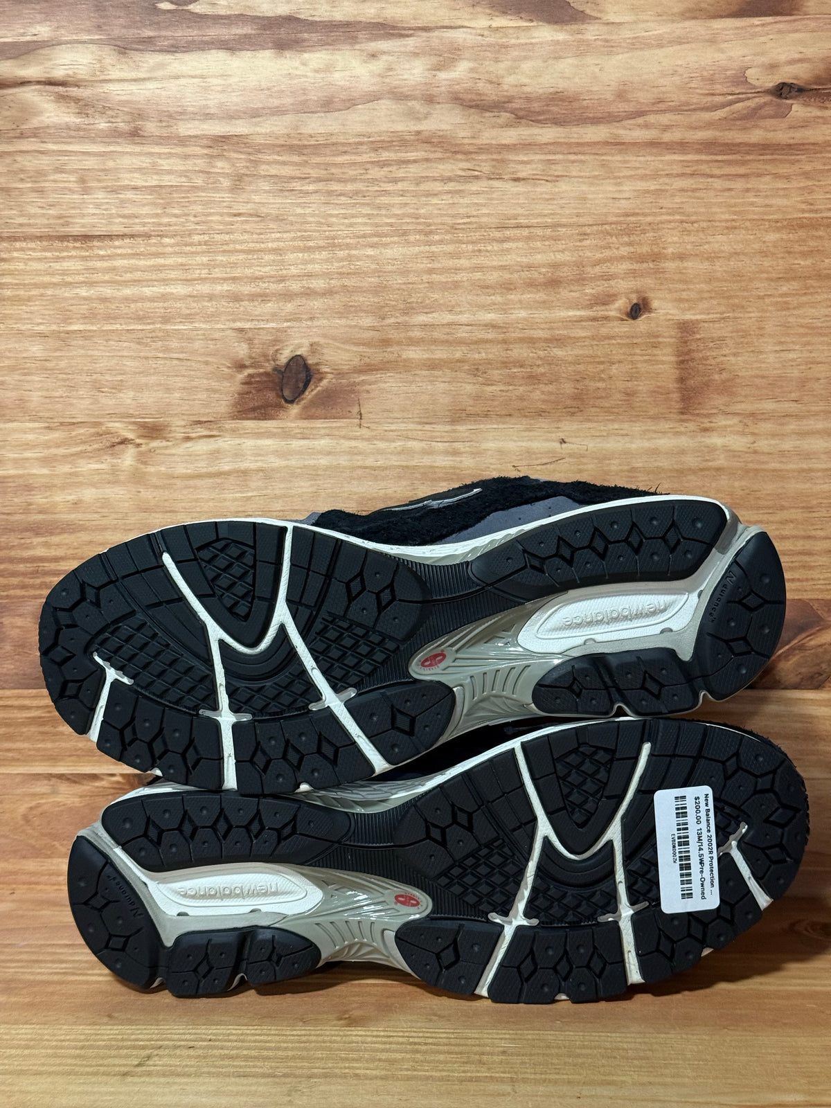 New Balance 2002R Protection Pack Black Grey