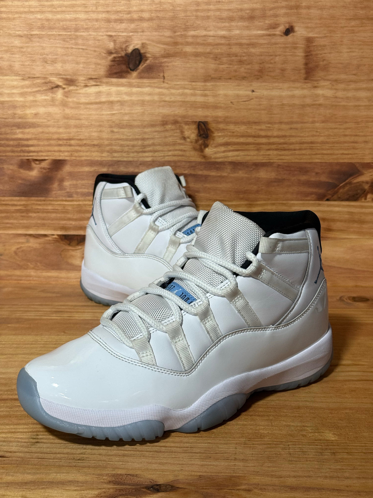 Jordan 11 Retro Legend Blue (2024)