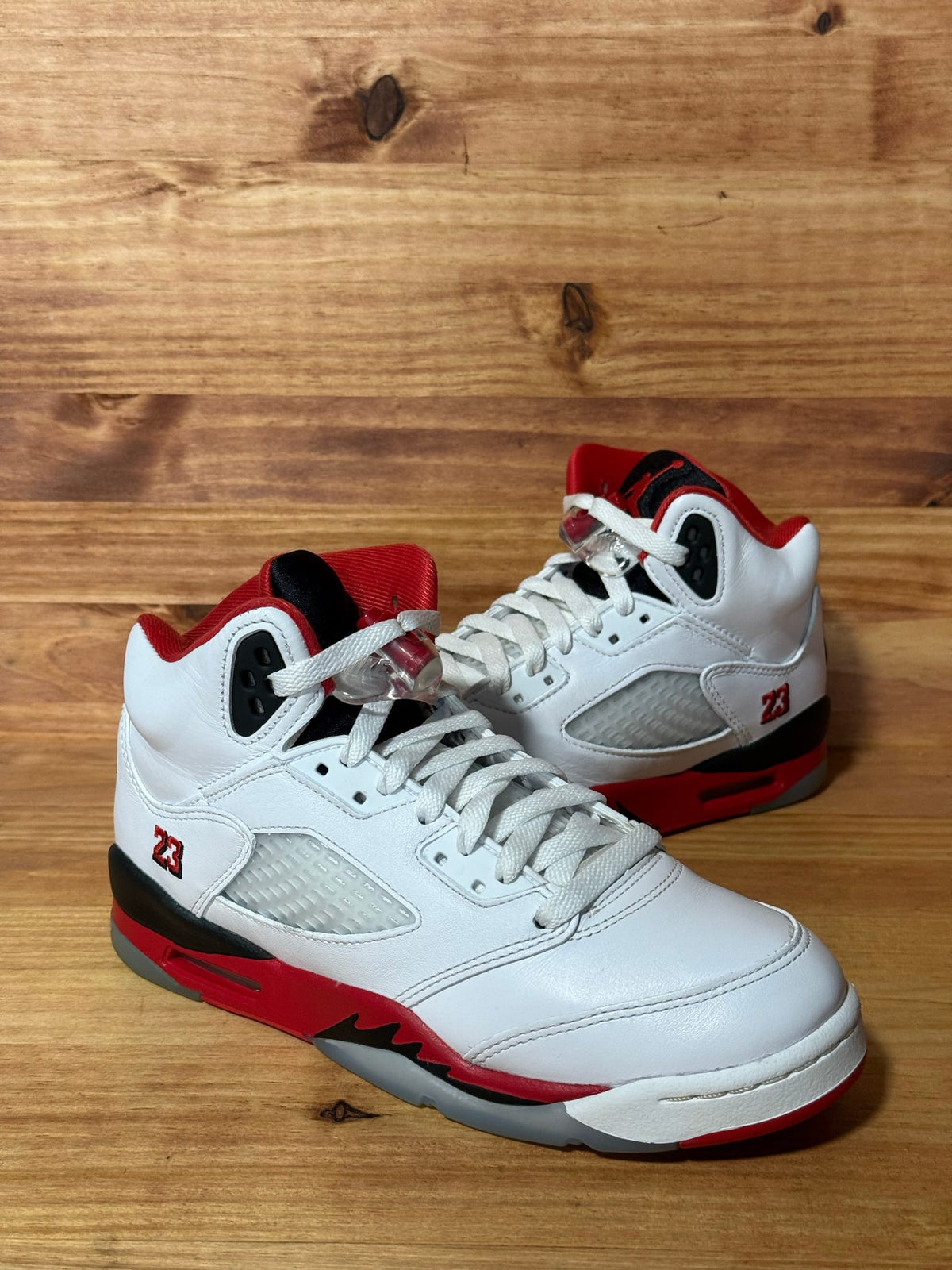 Jordan 5 Retro Fire Red Black Tongue (2025) (GS) - Size 5.5Y