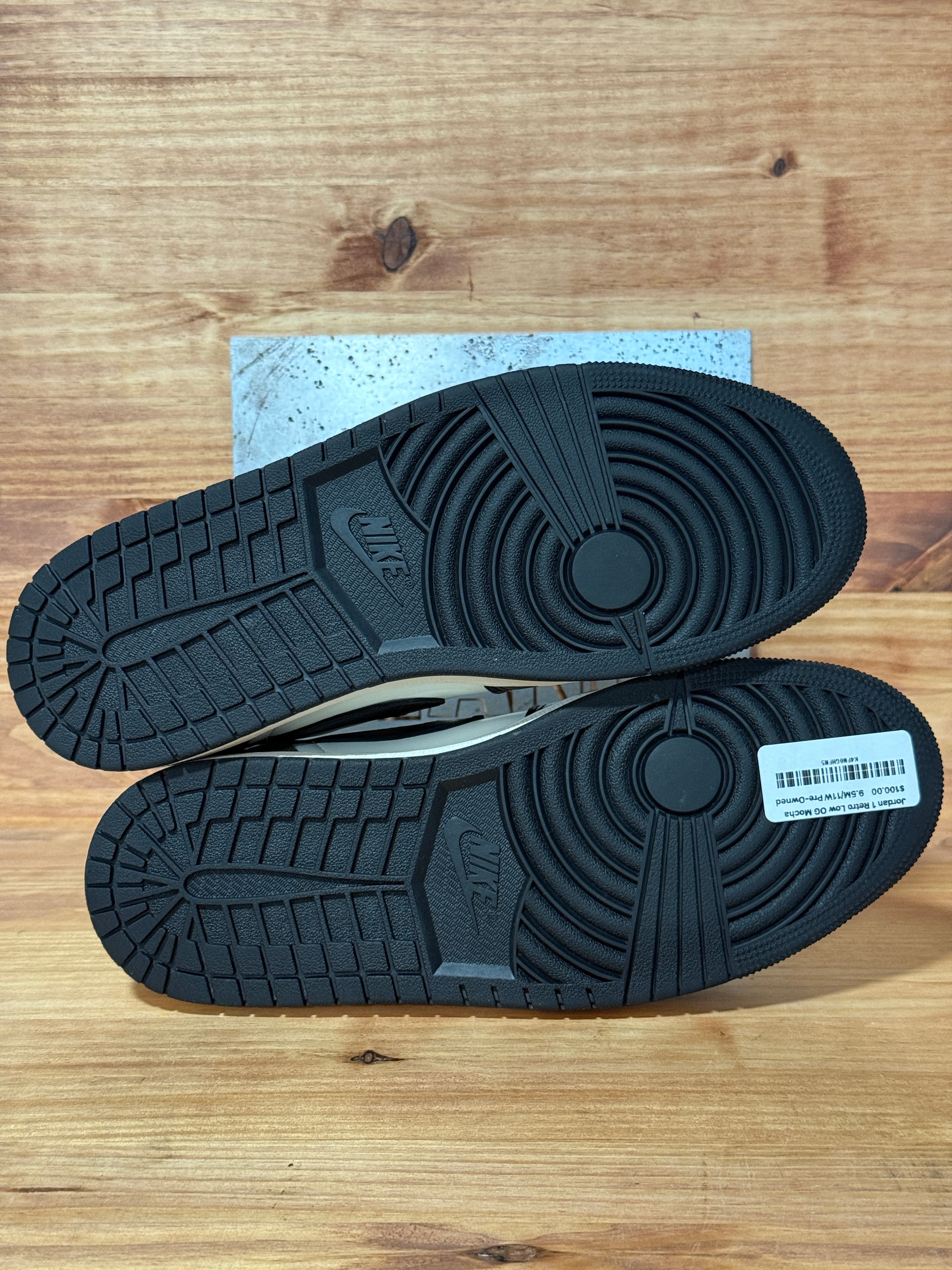 Jordan 1 Retro Low OG Mocha