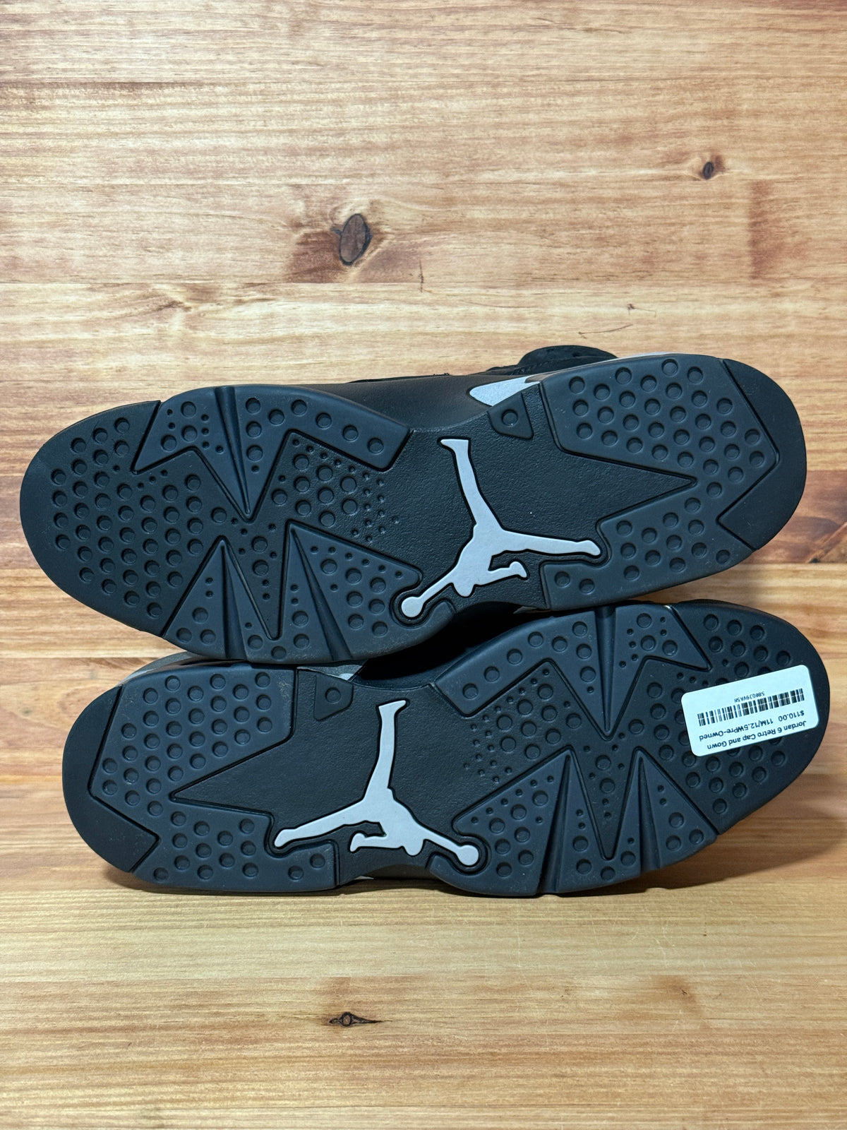 Jordan 6 Retro Cap and Gown