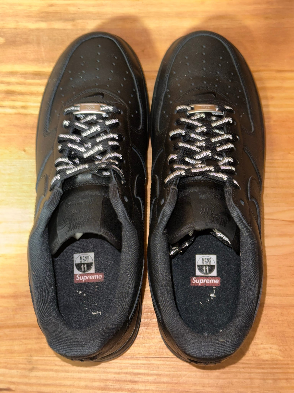Nike Air Force 1 Low Supreme Black - Size 11